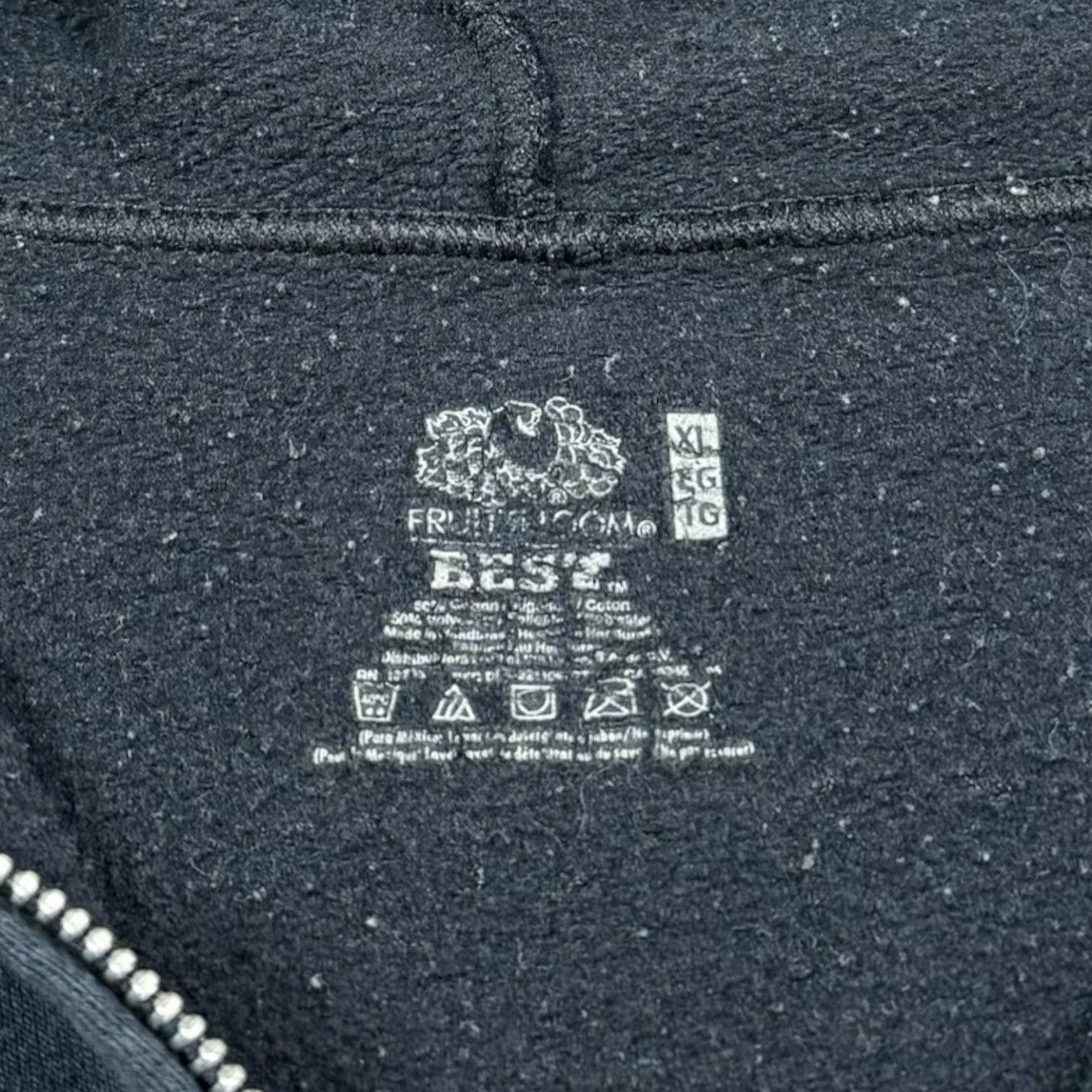 Fruit Of The Loom Carnifex Hardcore Deathcore Zip Hoodie Sweatshirt XL FLAW Size US XL / EU 56 / 4 - 7 Thumbnail