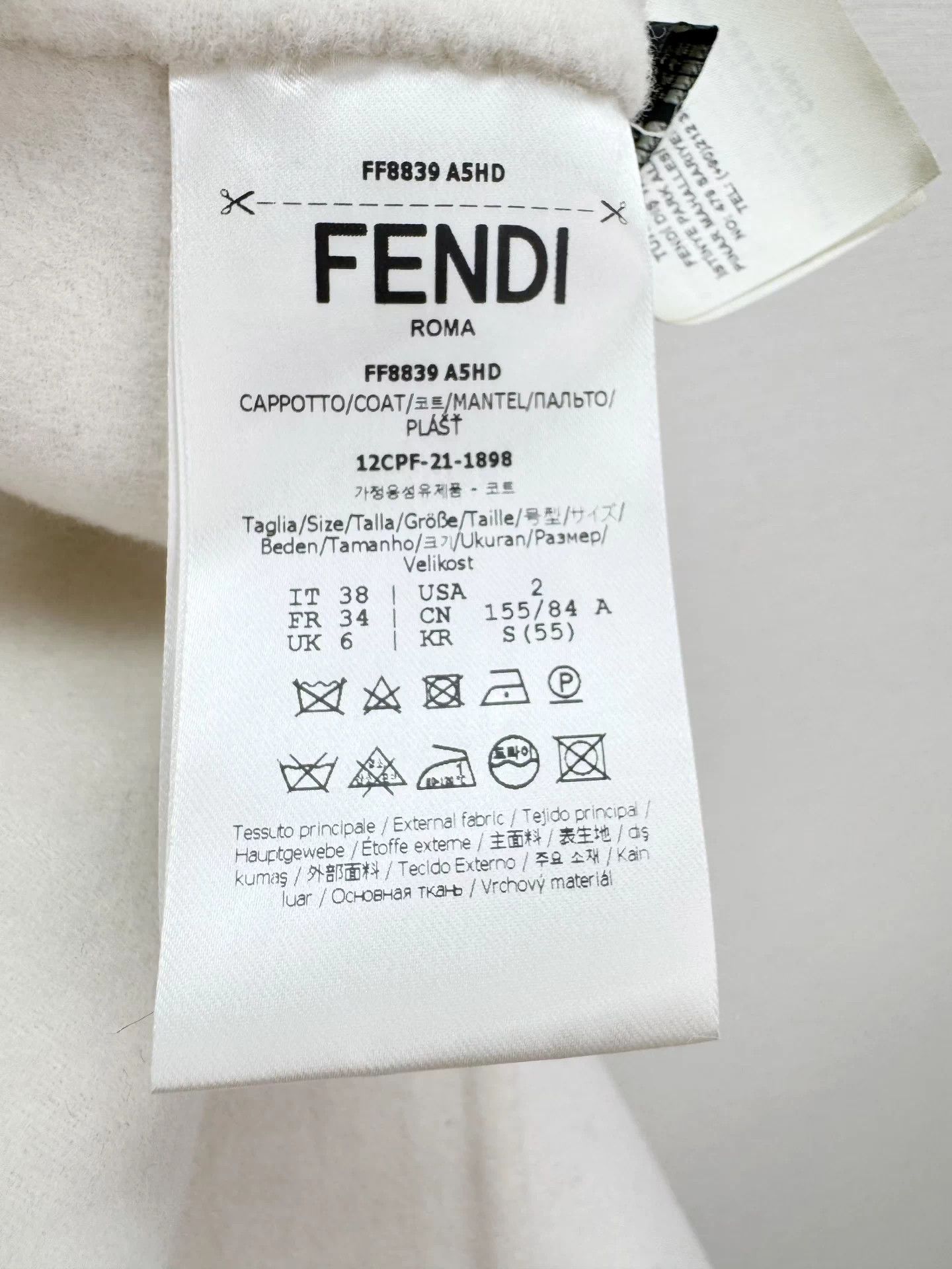 Fendi Fendi new with tags wool long coat size 38 Size XS / US 0-2 / IT 36-38 - 6 Thumbnail