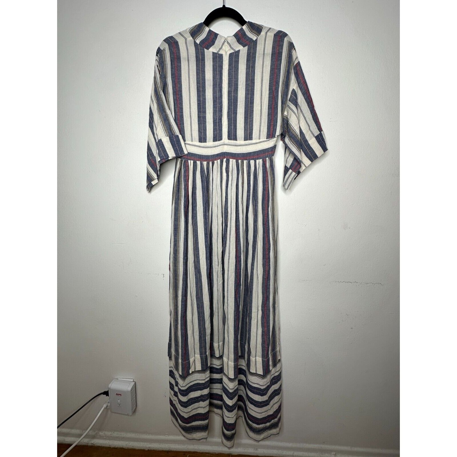 Other Three Graces London Ferrer Stripe Short Sleeve VNeck Dress Size L / US 10 / IT 46 - 8 Thumbnail