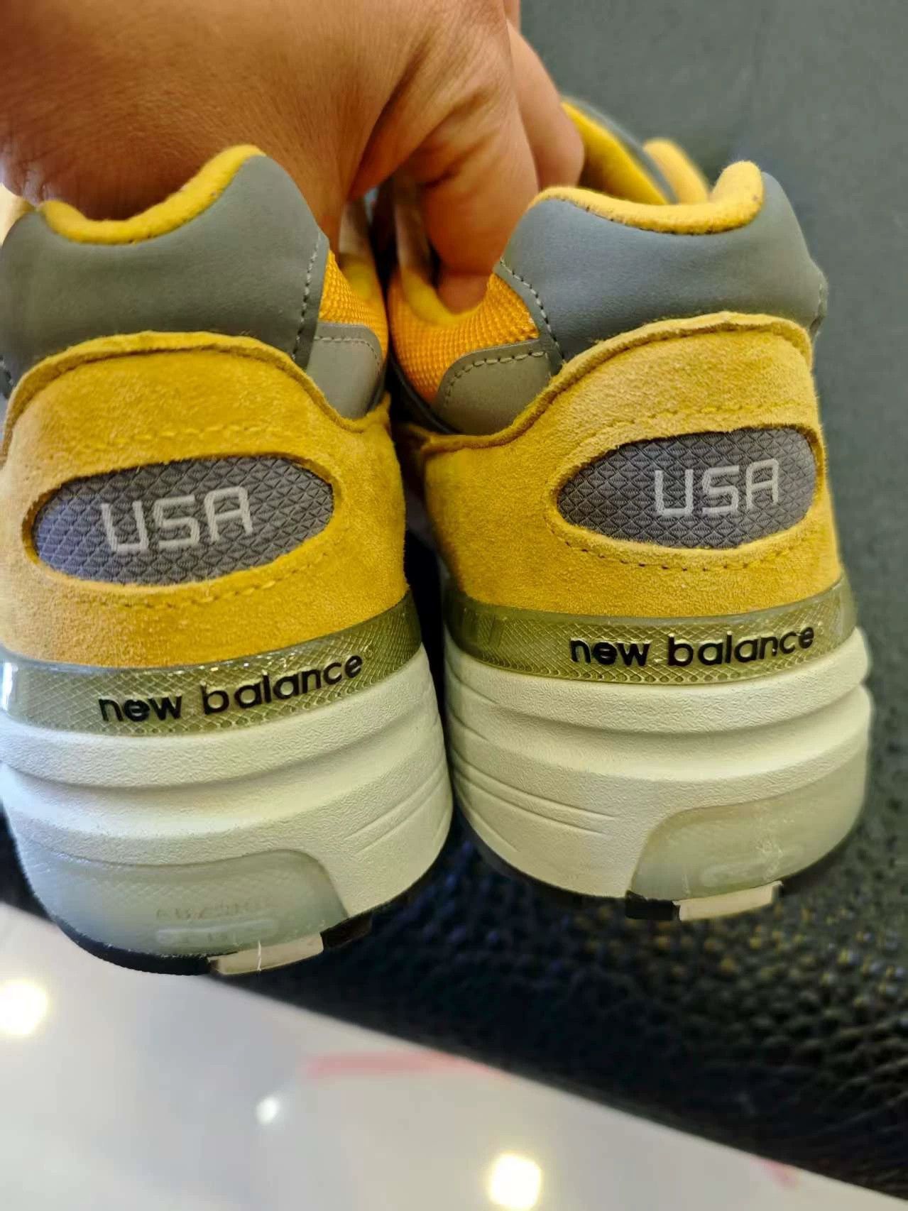 New Balance New Balance 992 US Made Lakers Yellow Vntg Sneaker Size US 10 / EU 43 - 3 Thumbnail