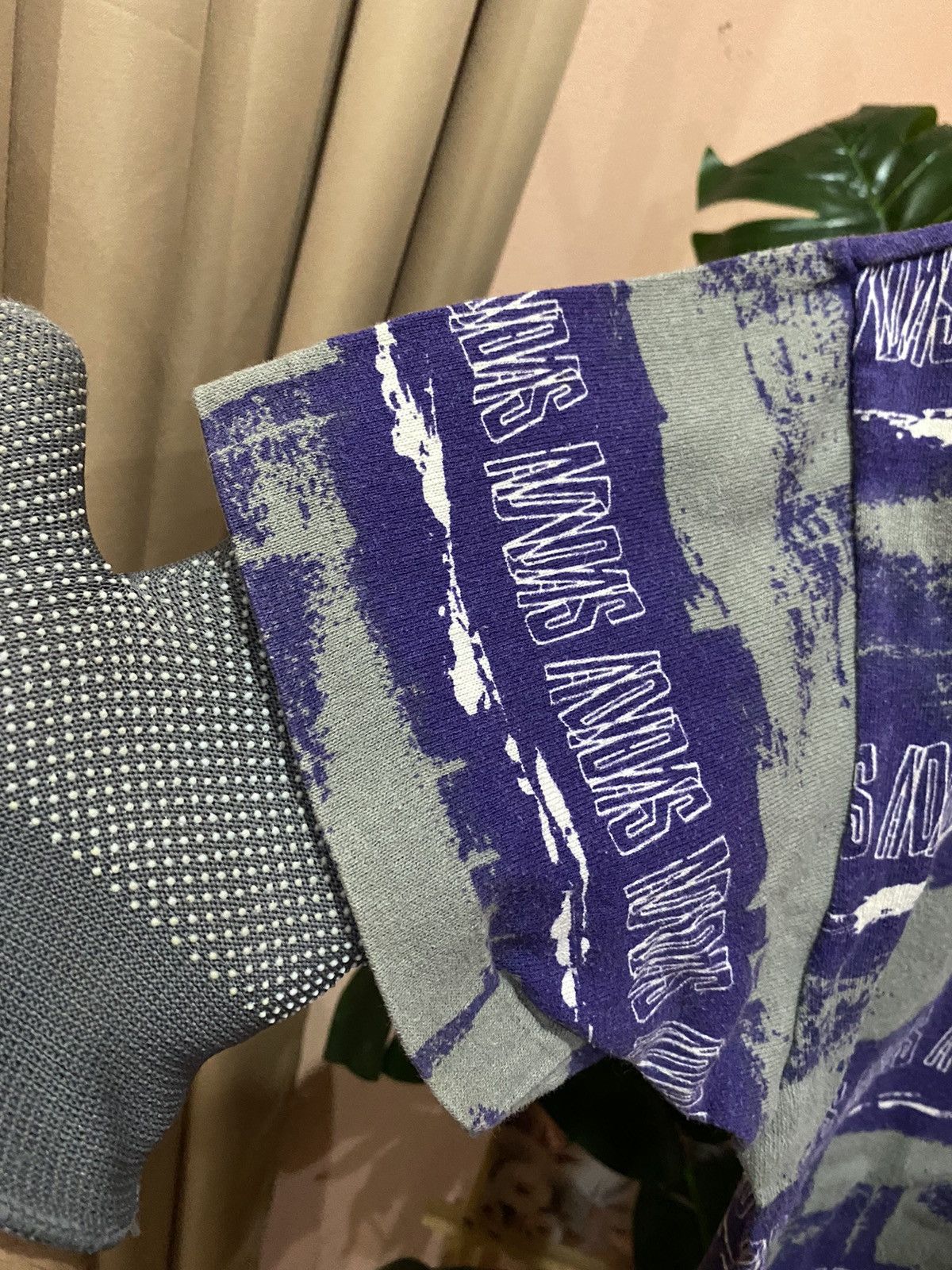 Adidas Rare 1980s Adidas Japan Purple Graphic Design by Descente Size US M / EU 48-50 / 2 - 5 Thumbnail