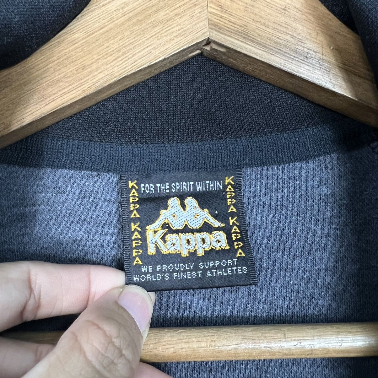 Kappa Vintage 90s KAPPA Side Tape Logo Track Top Jacket #3957-C180 Size US M / EU 48-50 / 2 - 15 Thumbnail