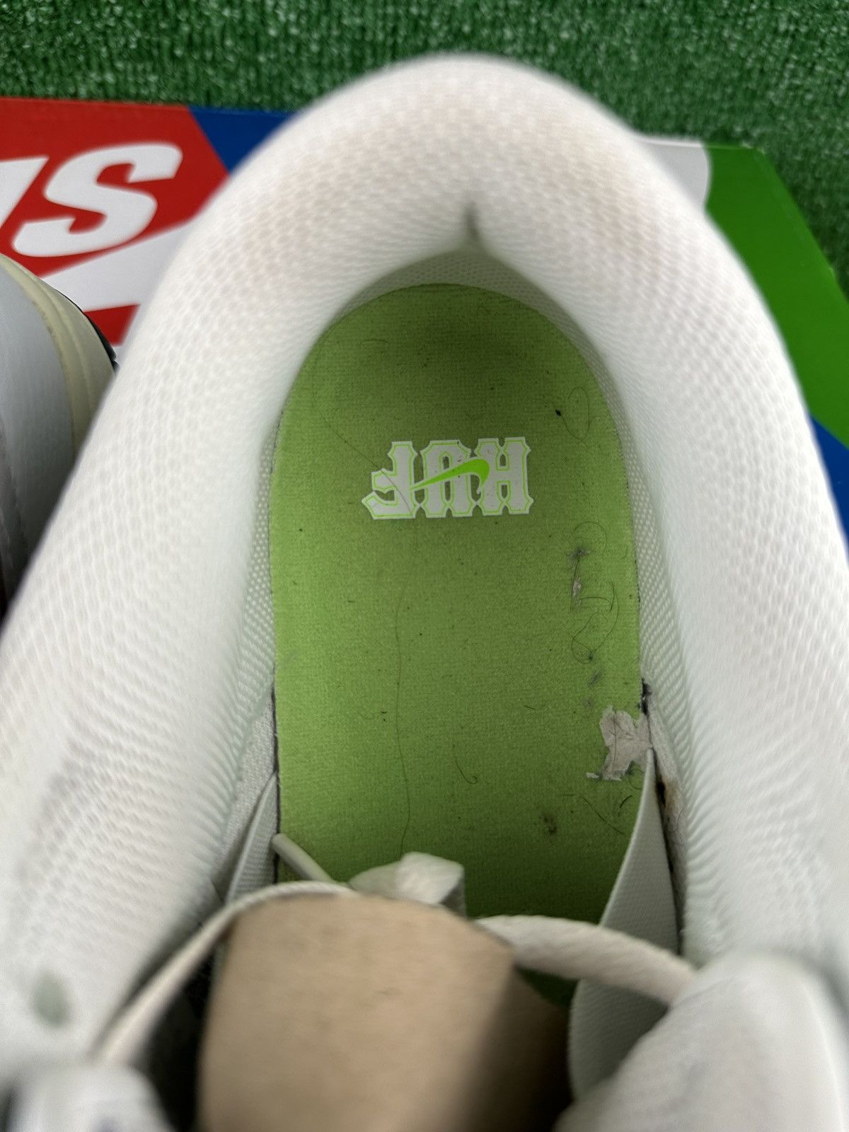 Nike SB Nike HUF x Dunk SB Low New York Size 9.5 Size US 9.5 / EU 42-43 - 6 Thumbnail
