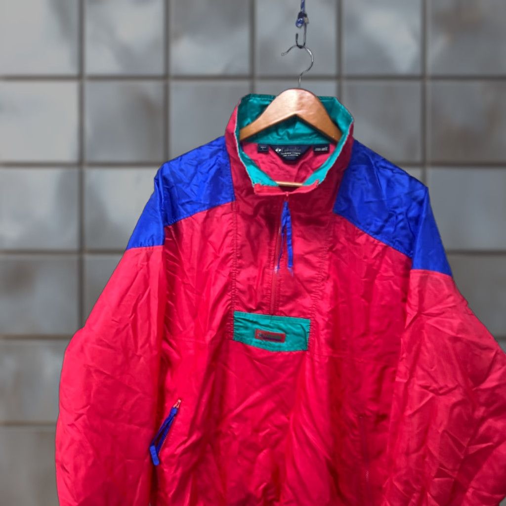 Vintage VINTAGE Columbia Windbreaker Jacket L Pink 90s Mens Regular Zip Nylon Softshell Logo Zipper Jacket Size US L / EU 52-54 / 3 - 1 Thumbnail