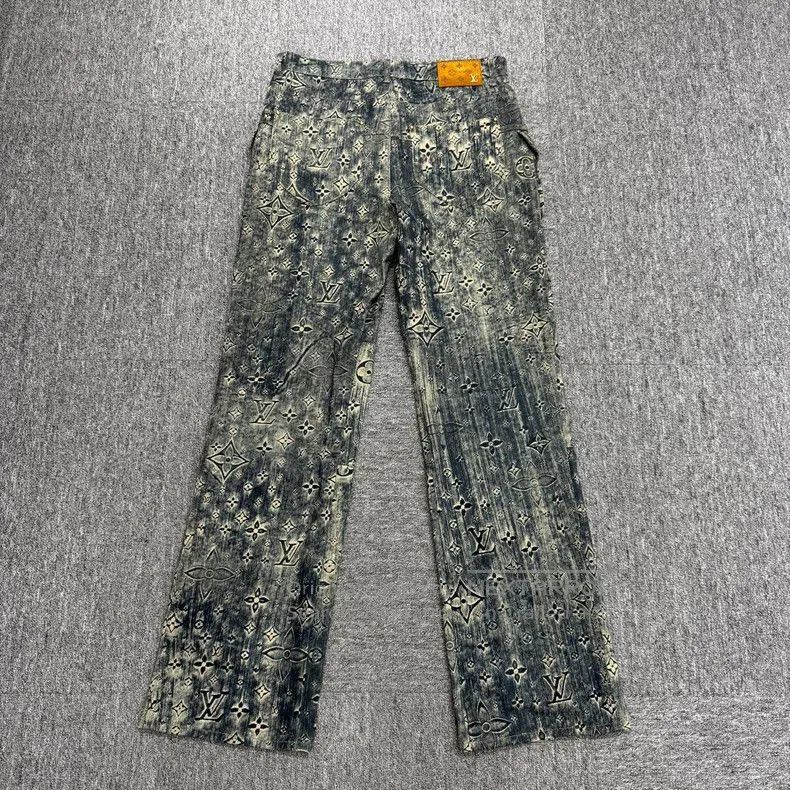 Louis Vuitton Louis Vuitton Monogram Tie-Dye Denim Jeans. Size US 30 / EU 46 - 2 Thumbnail