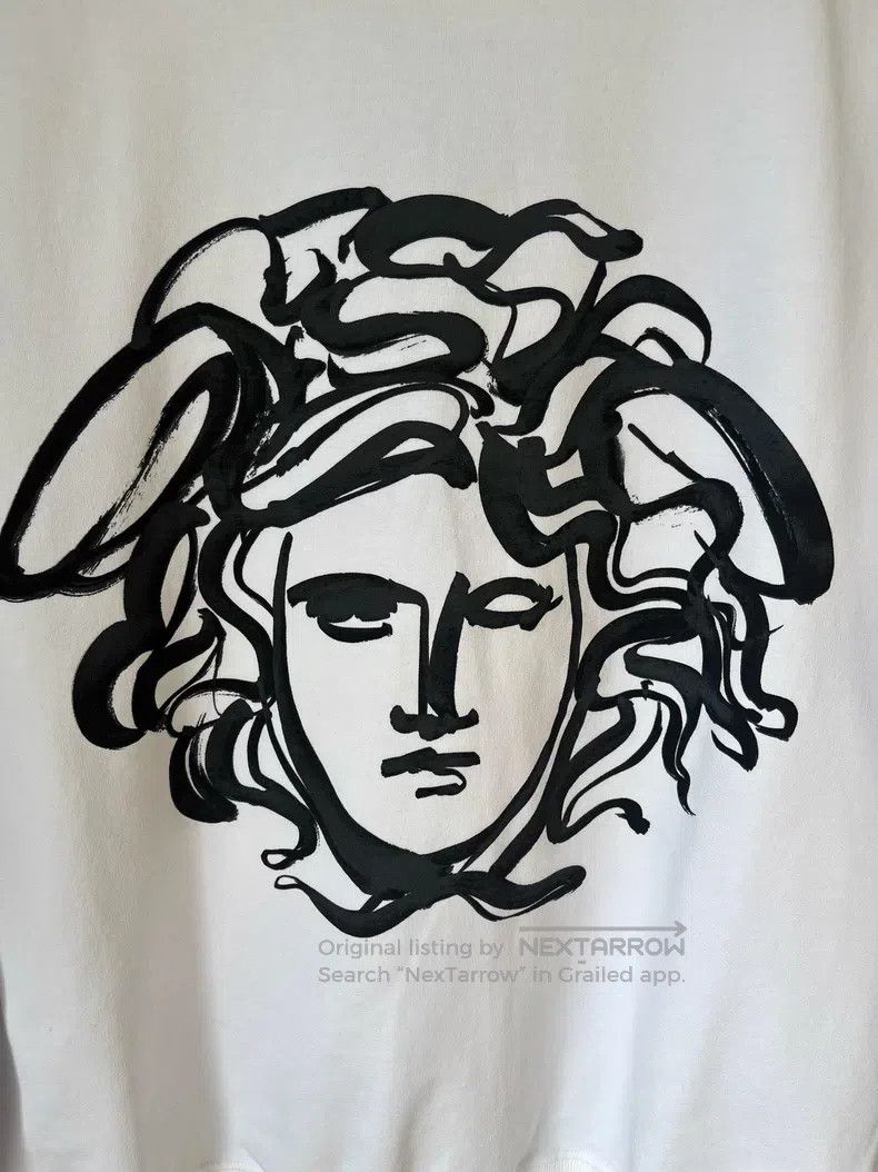 Other Versace Men's Medusa avatar white long-sleeved T-shirt swe Size US M / EU 48-50 / 2 - 2 Thumbnail