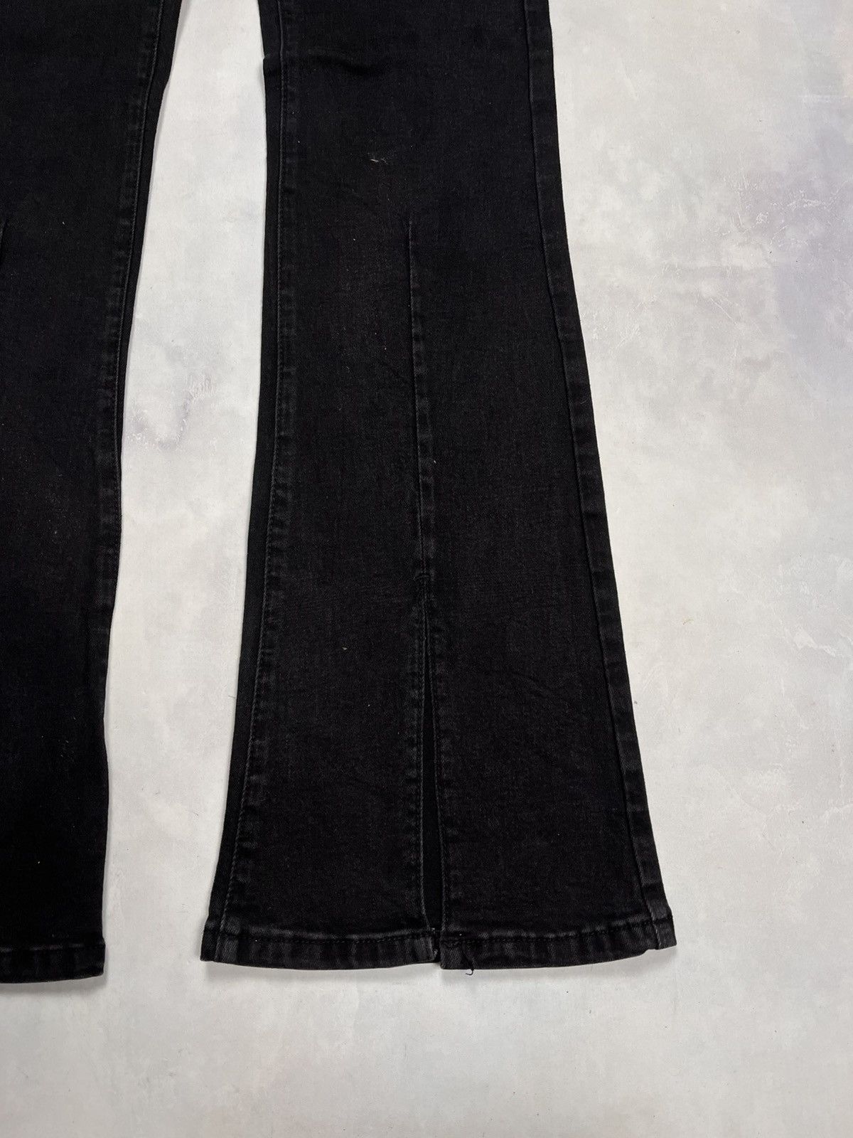 Japanese Brand 2000s Flared Denim Black Size US 26 / EU 42 - 4 Thumbnail