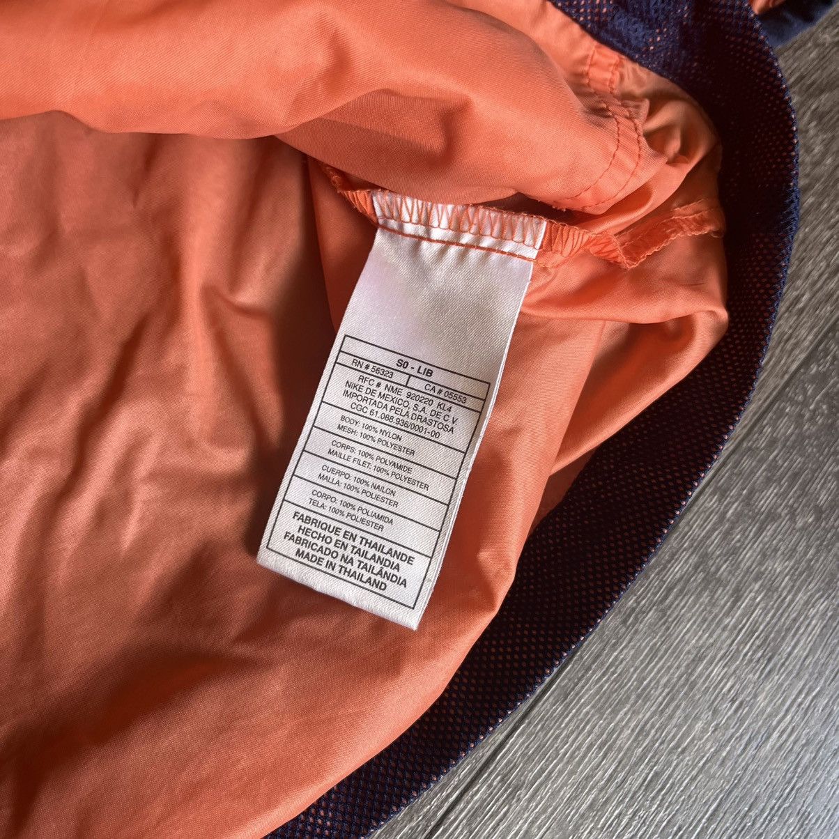 Nike Vintage 1990s Nike Mesh Windbreaker Zip Up Hooded Jacket Size US L / EU 52-54 / 3 - 7 Thumbnail