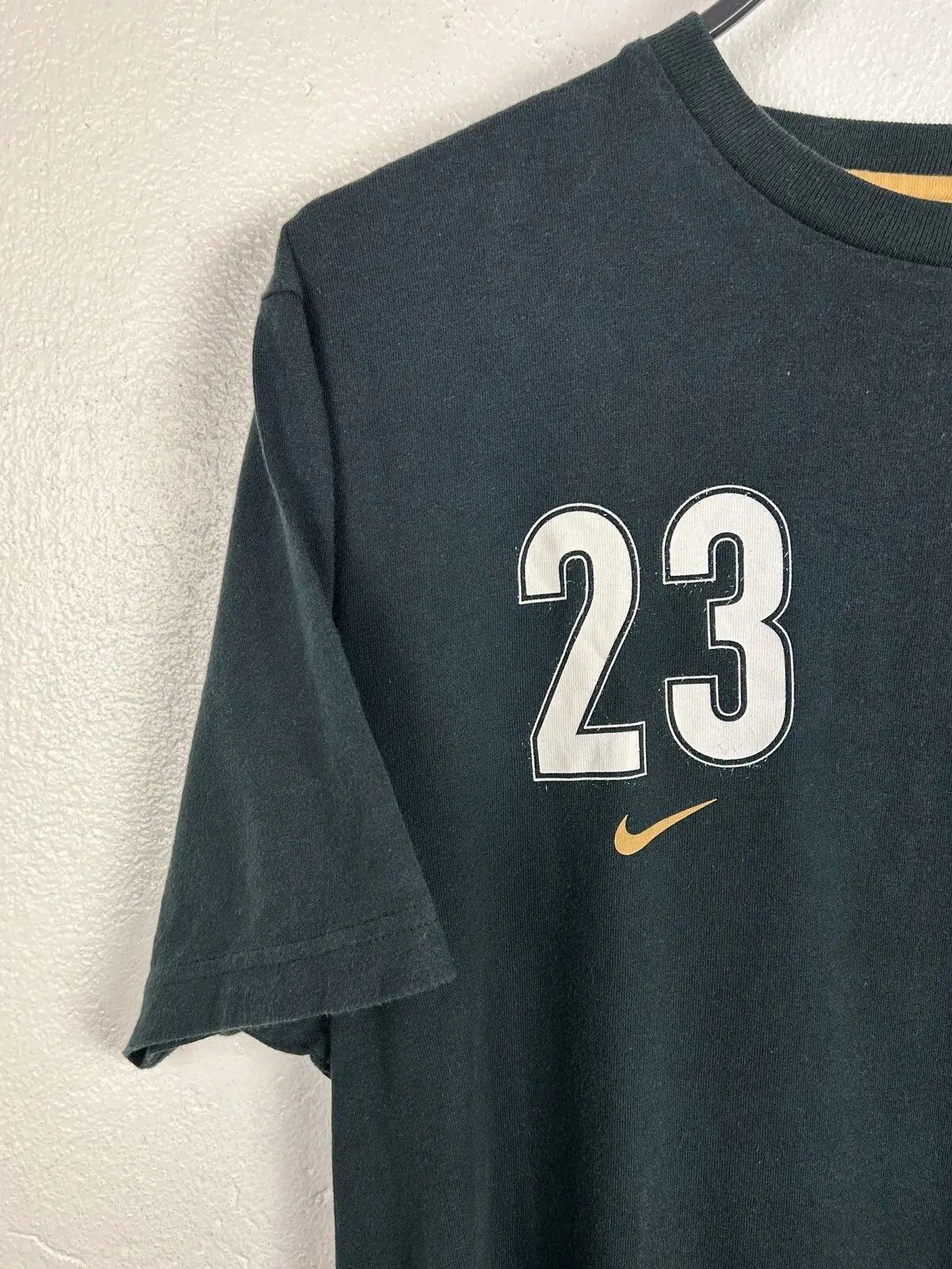 Nike 00s Vintage Nike Italy #23 Marco Materazzi Soccer T-Shirt Size US L / EU 52-54 / 3 - 3 Thumbnail