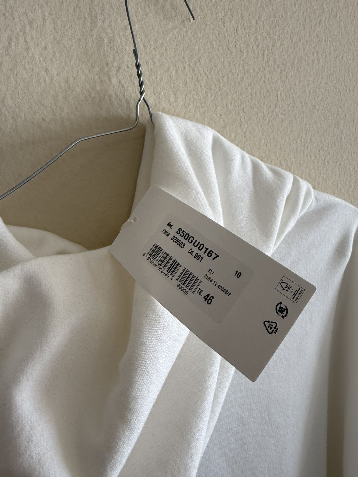 Maison Margiela Maison Margiela Upside Down Logo Hoodie White/Black Size US S / EU 44-46 / 1 - 3 Thumbnail