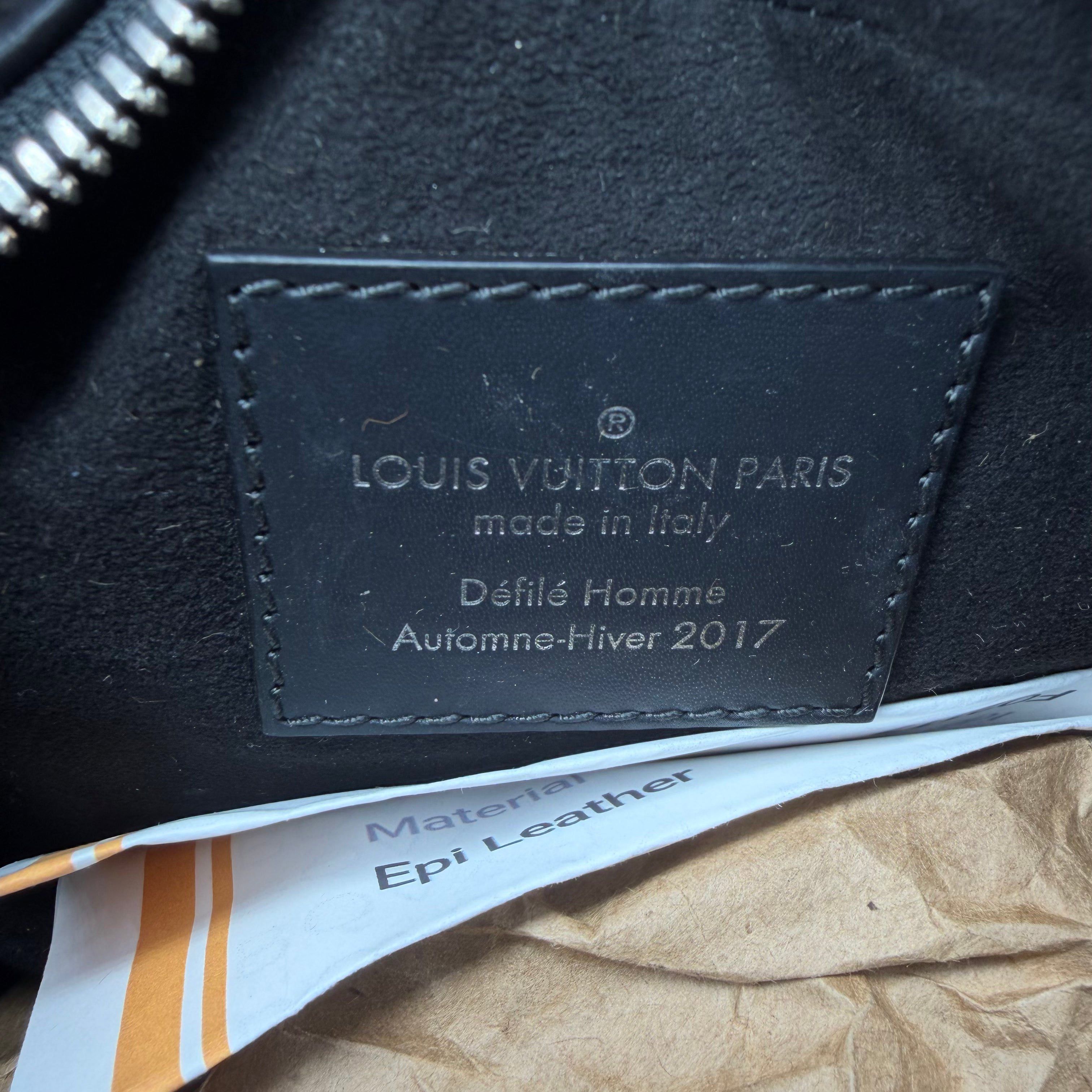 Louis Vuitton Louis Vuitton x Supreme Black Danube Epi PM Size ONE SIZE - 5 Thumbnail