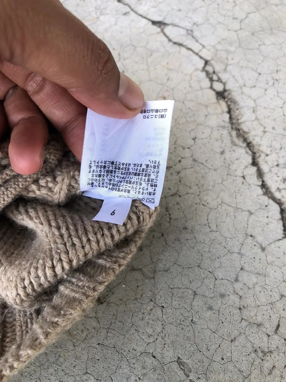 Aran Isles Knitwear × Beauty Beast Japanese GU Pullover Pureknit Knitting Cardigan Pattern Size US L / EU 52-54 / 3 - 9 Thumbnail