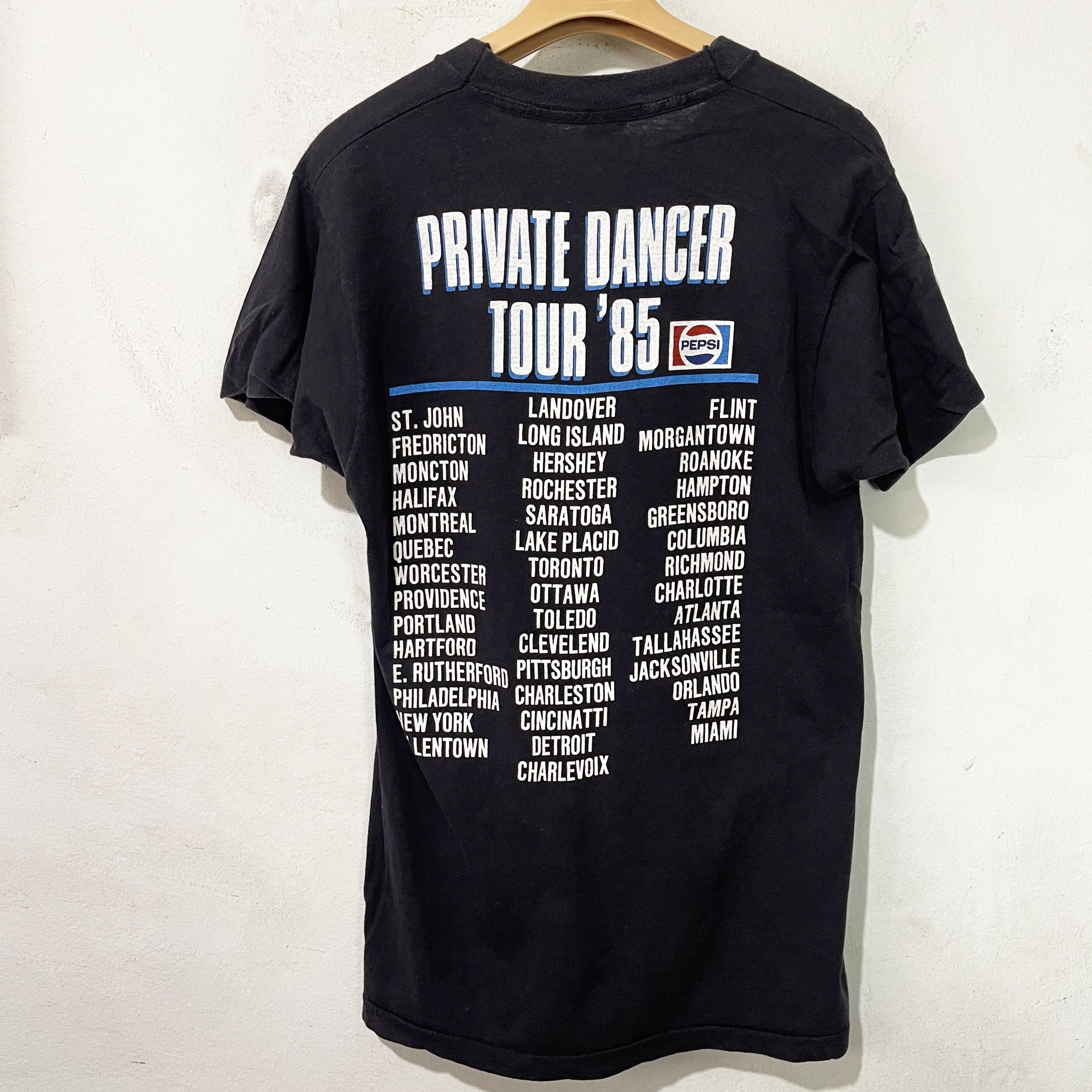 Band Tees Vintage 1985 Tina Turner Private Dancer Tour Shirt Size US S / EU 44-46 / 1 - 3 Thumbnail