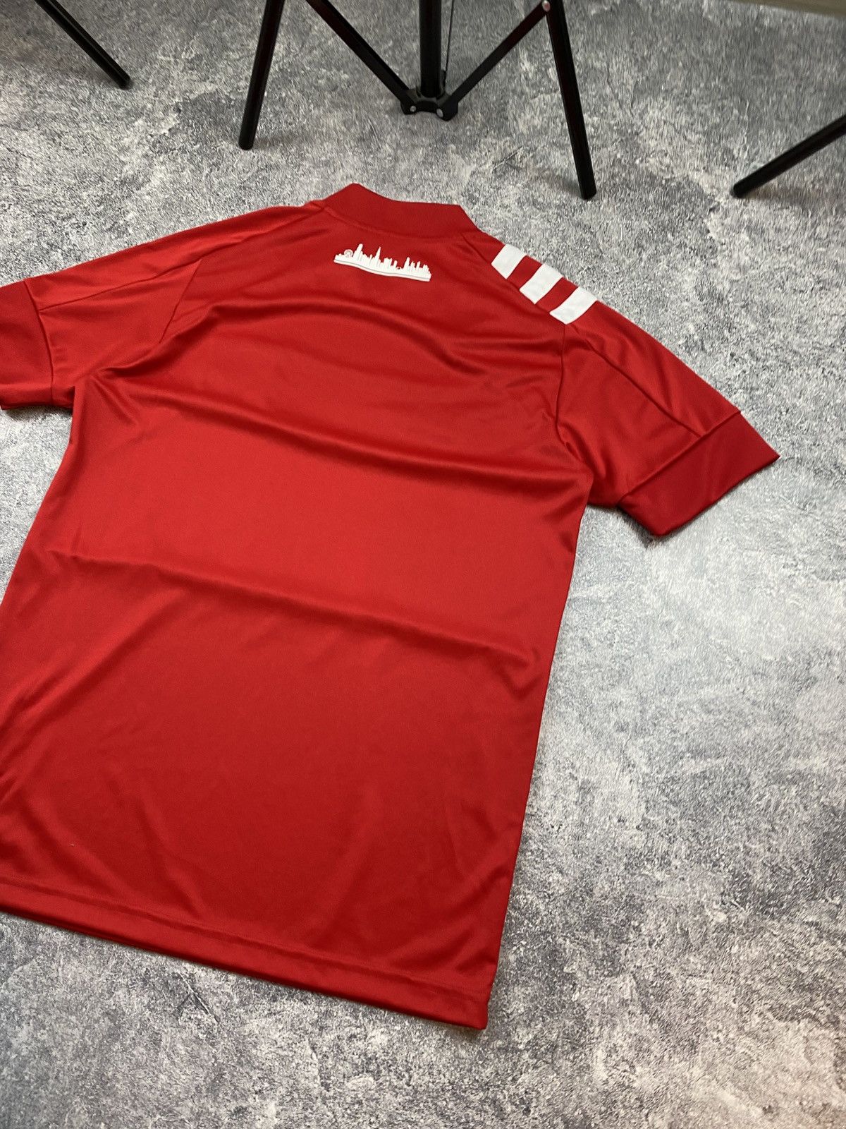 Adidas Adidas Chicago Fire 2019 jersey Size US S / EU 44-46 / 1 - 4 Thumbnail