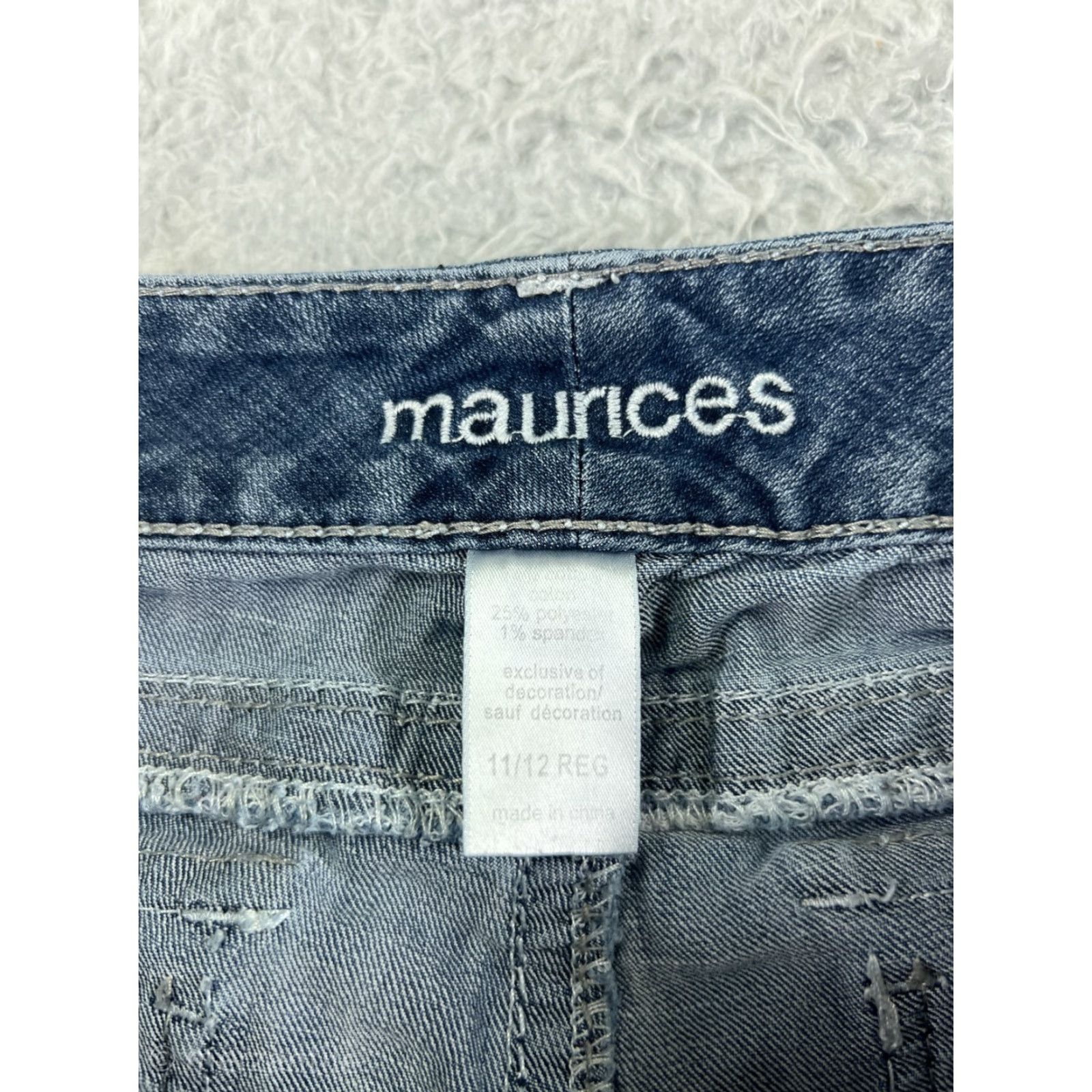 Vintage Maurices Denim Jeans Boots Bootcut 11 Blue Cotton Western Embroidered Womens Regular Size 30 Inseam 28 Moody Rise Low 6.5-8.5in Vintage No Size 32" / US 10 / IT 46 - 4 Thumbnail