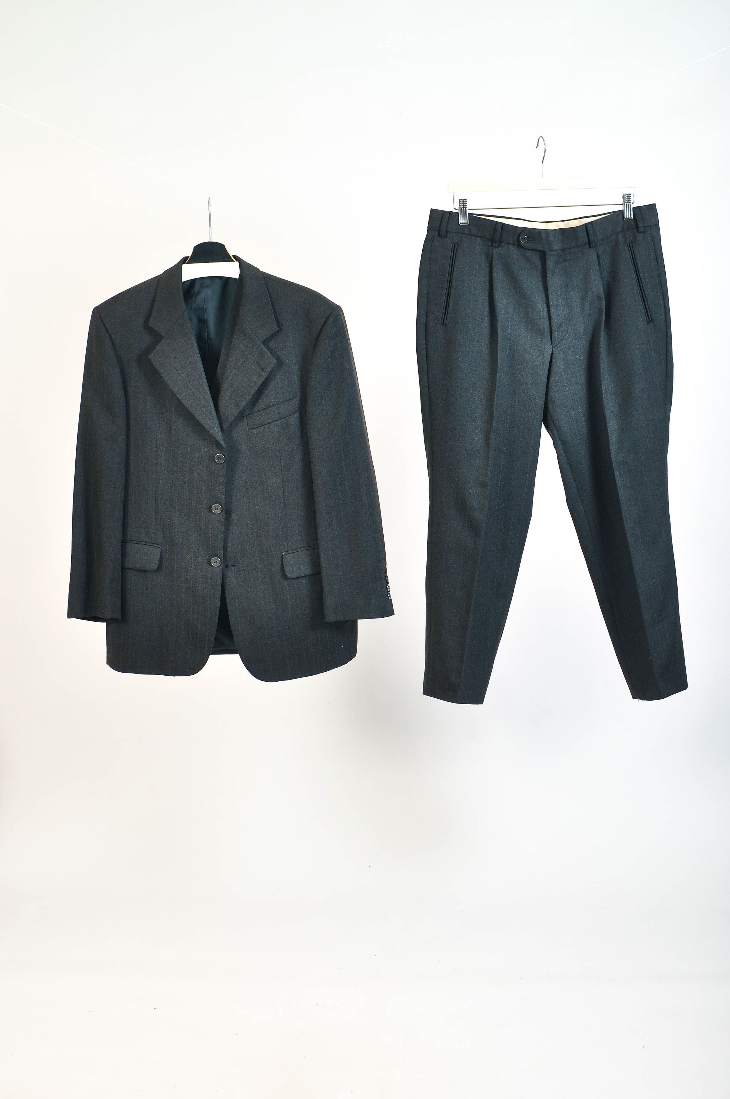 Other Vintage 90s dark grey suit Size 44S - 1 Thumbnail