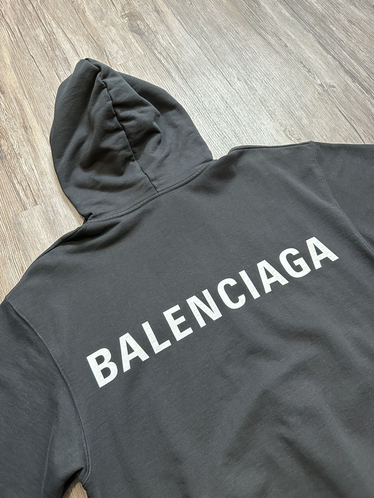 Balenciaga 🦇Balenciaga🦇 Back Logo Hoodie Size US XS / EU 42 / 0 - 6 Thumbnail