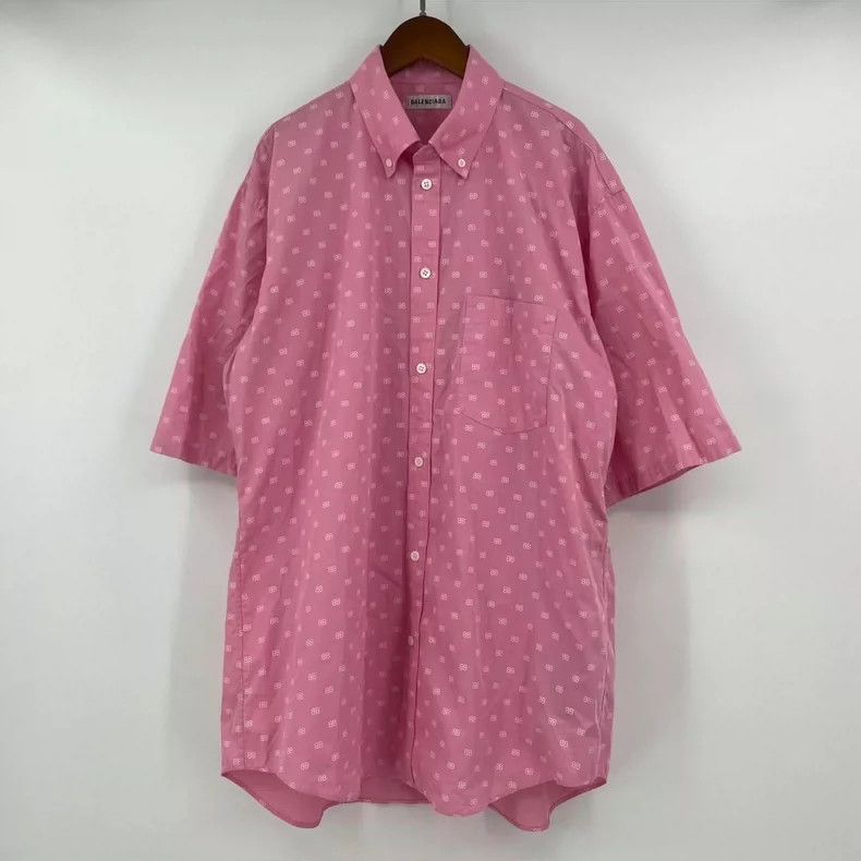 Balenciaga Balenciaga size 34 Pink Short Sleeve Shirt with Full Print Size S / US 4 / IT 40 - 1 Thumbnail