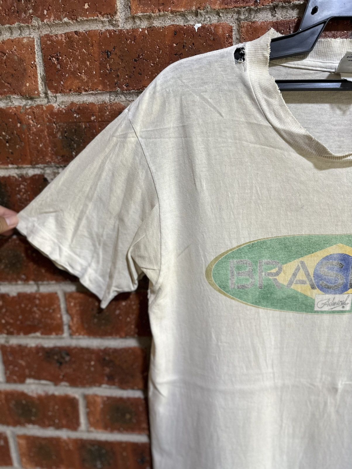 Vintage Thrashed Vintage 80s Admiral Brasil 1950 Distressed Tee Size US M / EU 48-50 / 2 - 7 Thumbnail