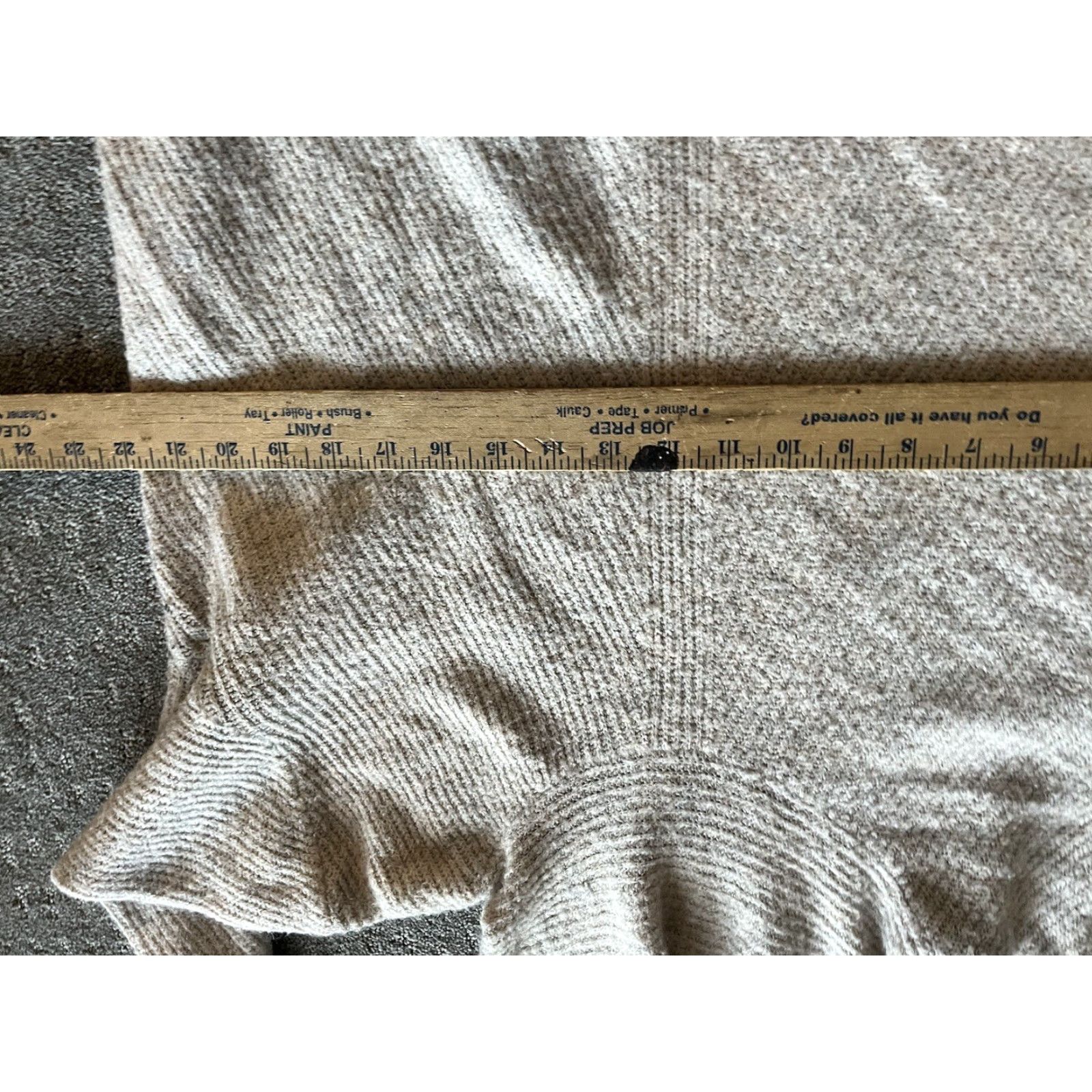 Vintage Tahari Pullover Sweater Womens XL Beige Long Sleeve Turtleneck Knit Polyester Spandex Knit Beig Size XL / US 12-14 / IT 48-50 - 4 Thumbnail