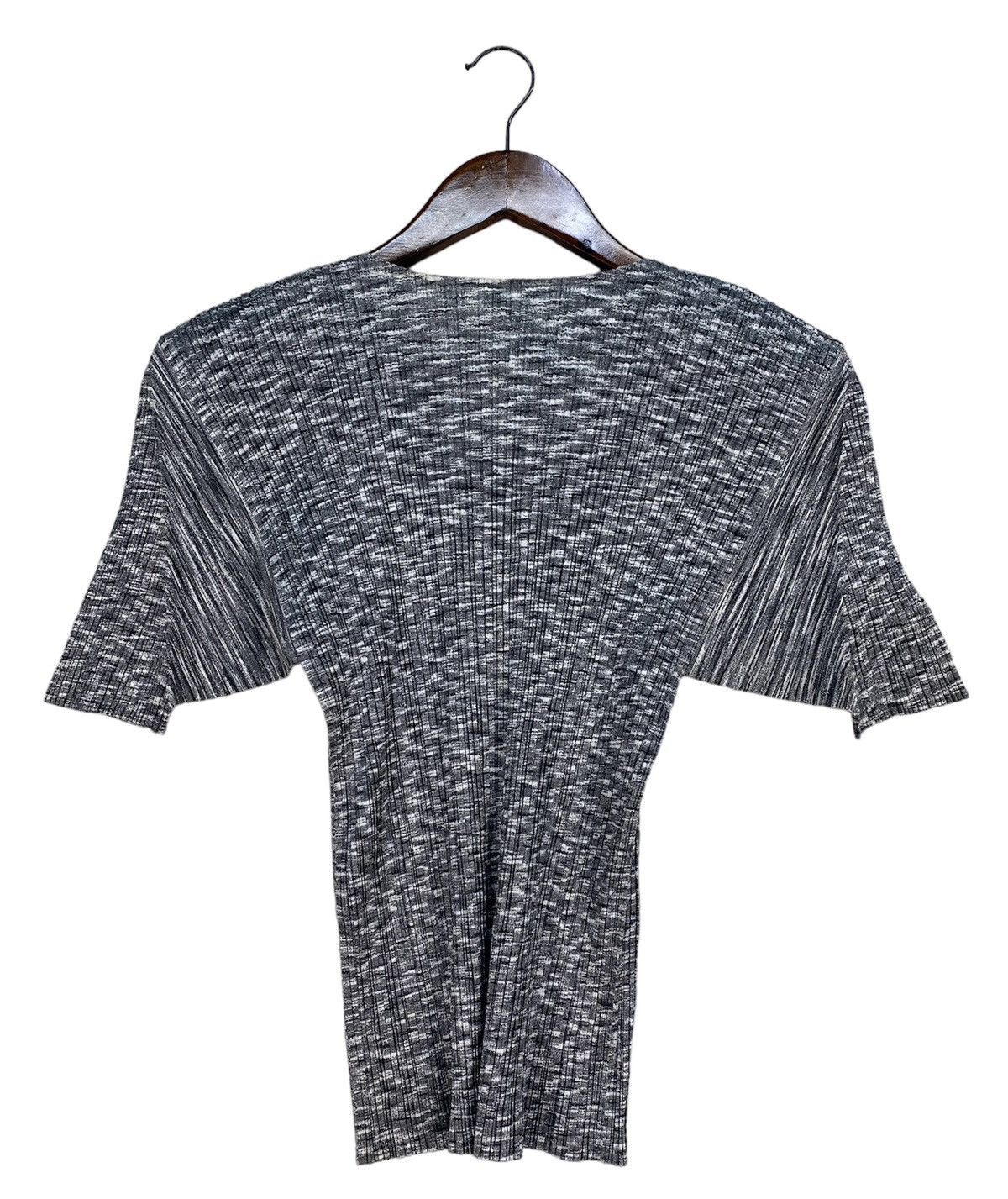 Issey Miyake Issey Miyake Pleats Please Iconic Design Size ONE SIZE - 3 Thumbnail