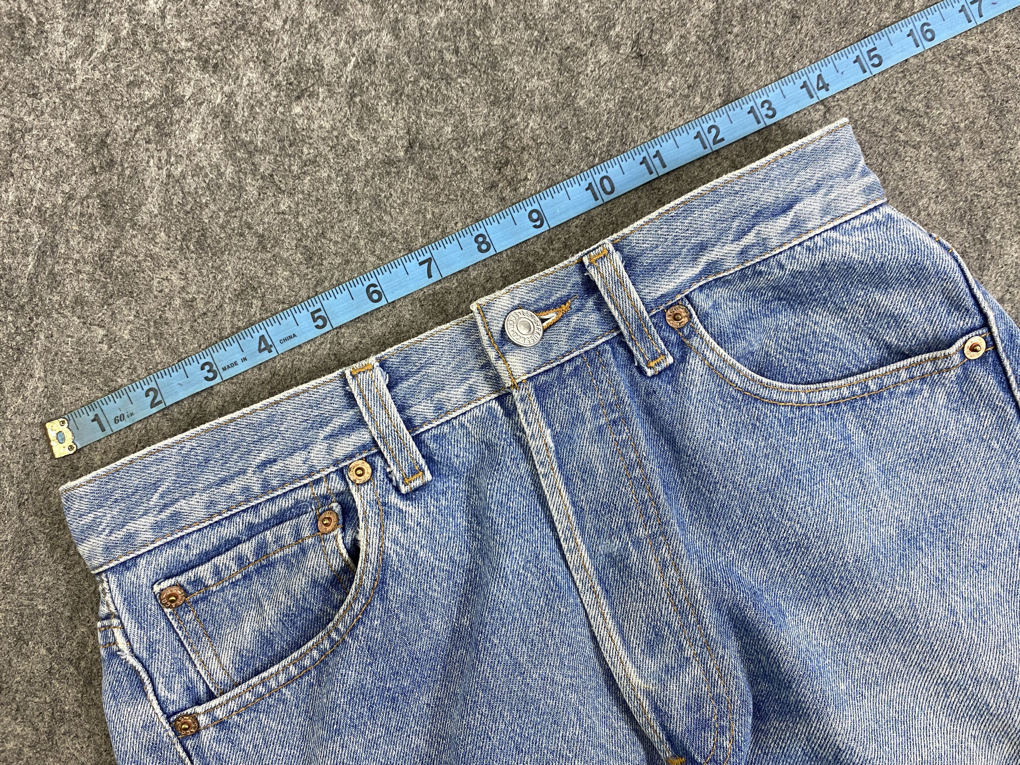 Japanese Brand Light Blue Vintage Levis 501 Jeans 28x31 - JN3192 Size US 28 / EU 44 - 5 Thumbnail
