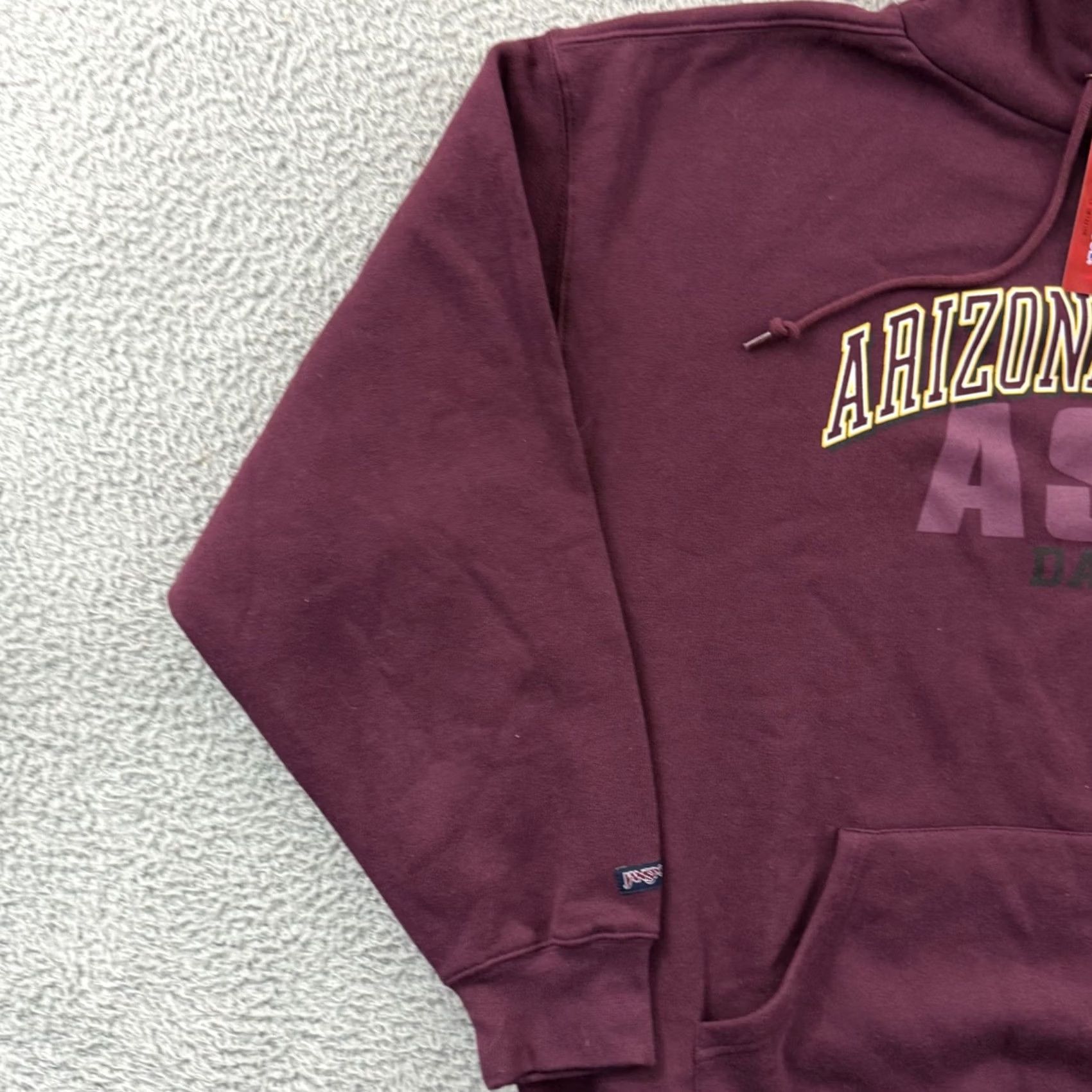 Jansport VINTAGE Jansport Hoodie Mens XL Red College Logo Sweatshirt NWT Size US XL / EU 56 / 4 - 4 Thumbnail