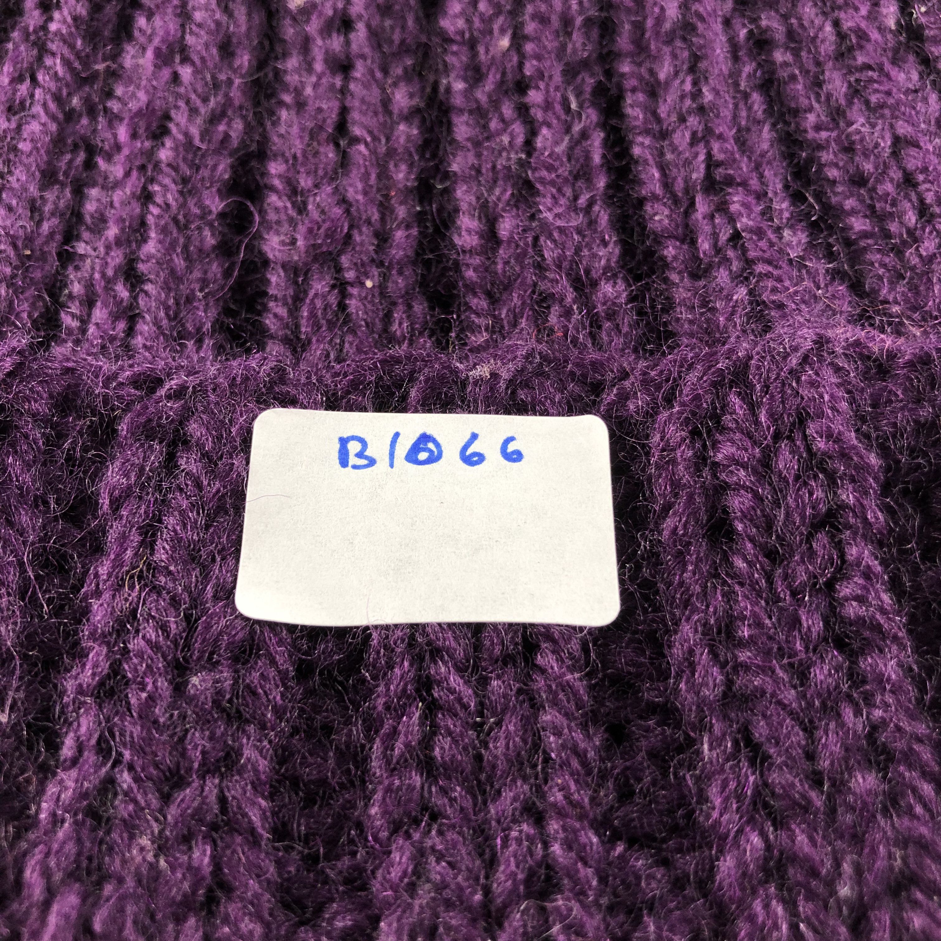 Vintage Purple Ribbed Knit Beanie Snowcap Snow Hat B1066 Size ONE SIZE - 4 Thumbnail
