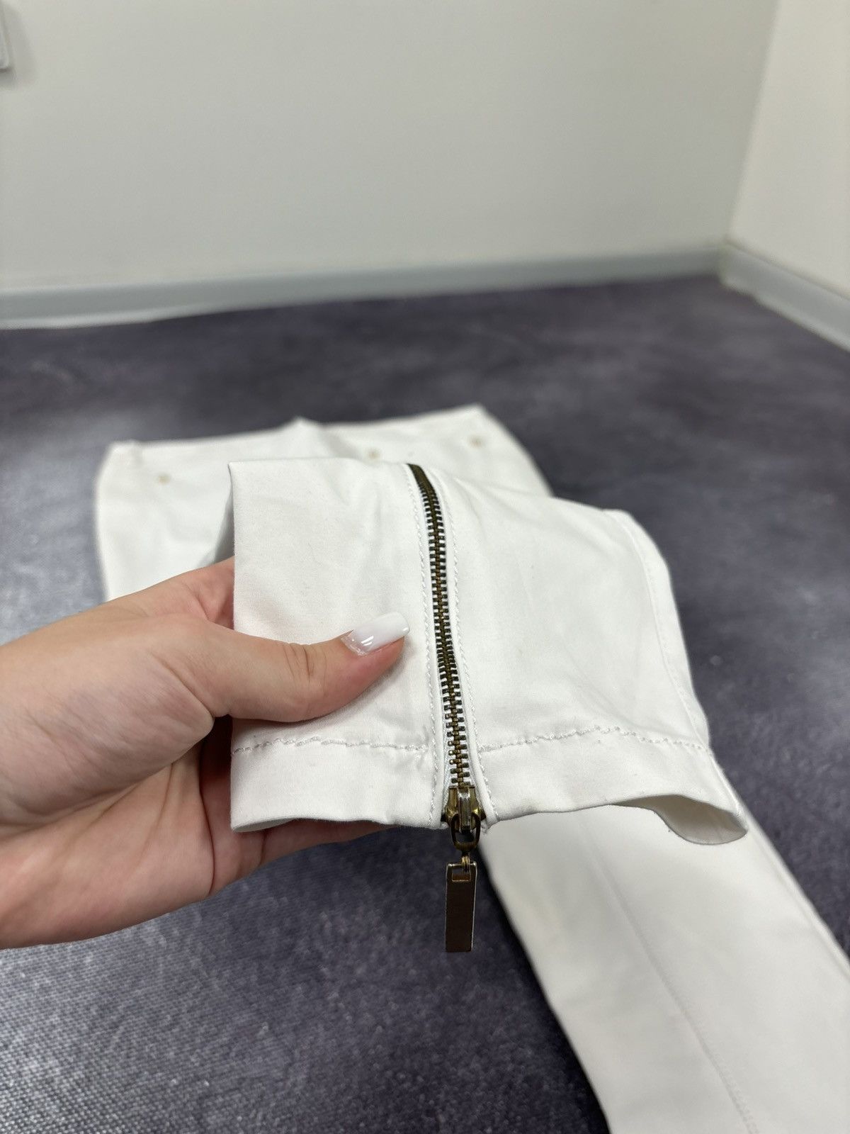 Roberto Cavalli Roberto Cavalli Women’s Bottoms Zip White Luxury Pants Size 32" / US 10 / IT 46 - 14 Thumbnail