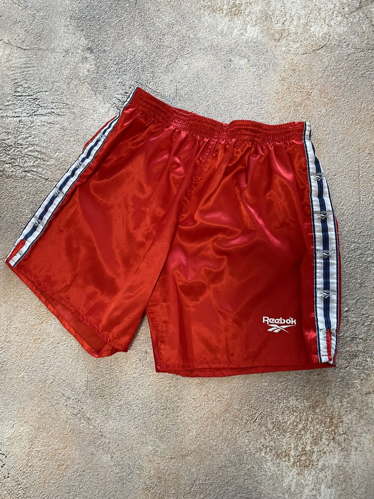 Reebok Vintage 90s Reebok Monogram Nylon Shorts Size US 32 / EU 48 - 2 Thumbnail