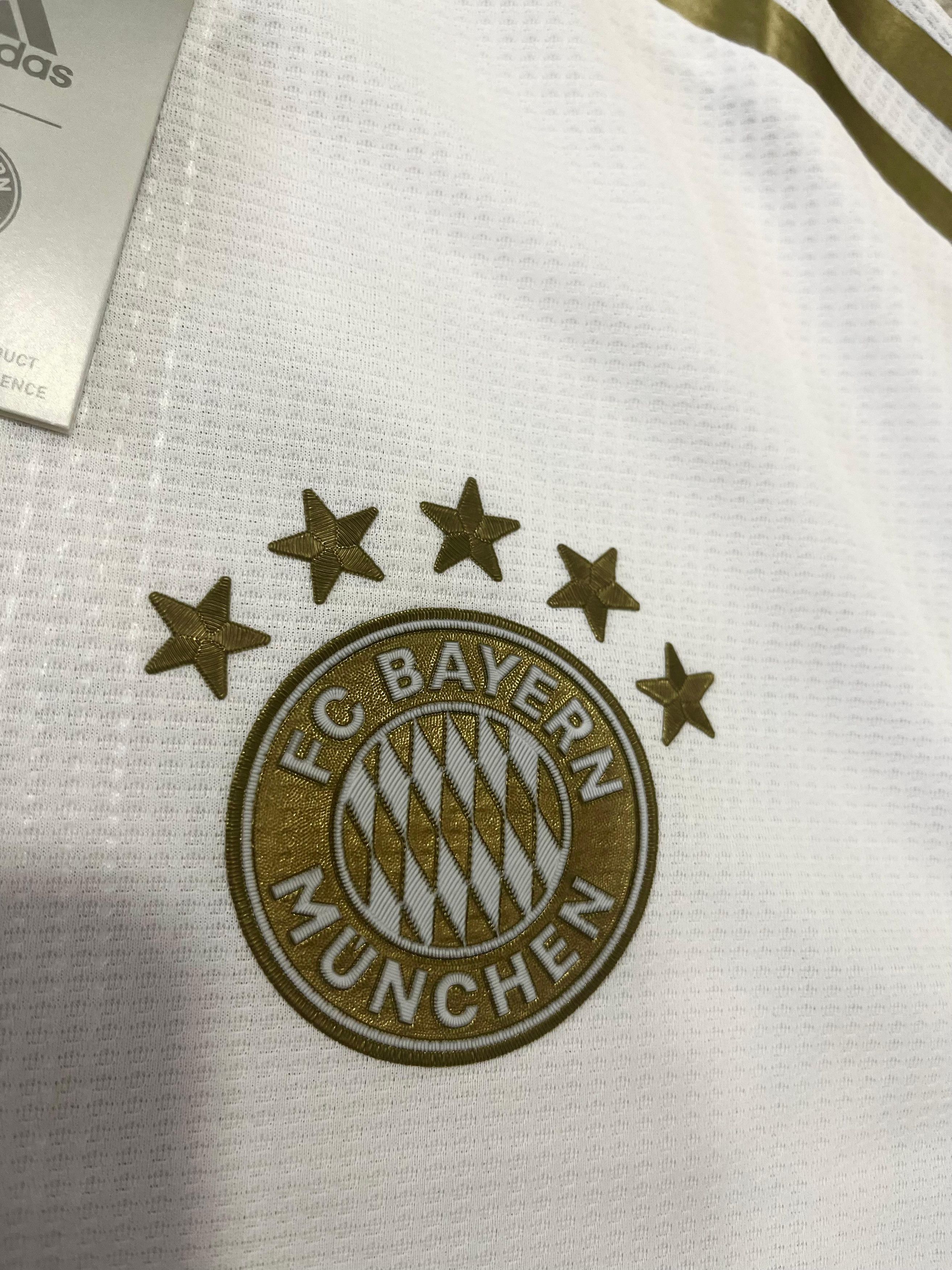 Adidas Adidas Bayern Away Jersey 22/23 Player Issue Sz 7 Size US L / EU 52-54 / 3 - 5 Thumbnail