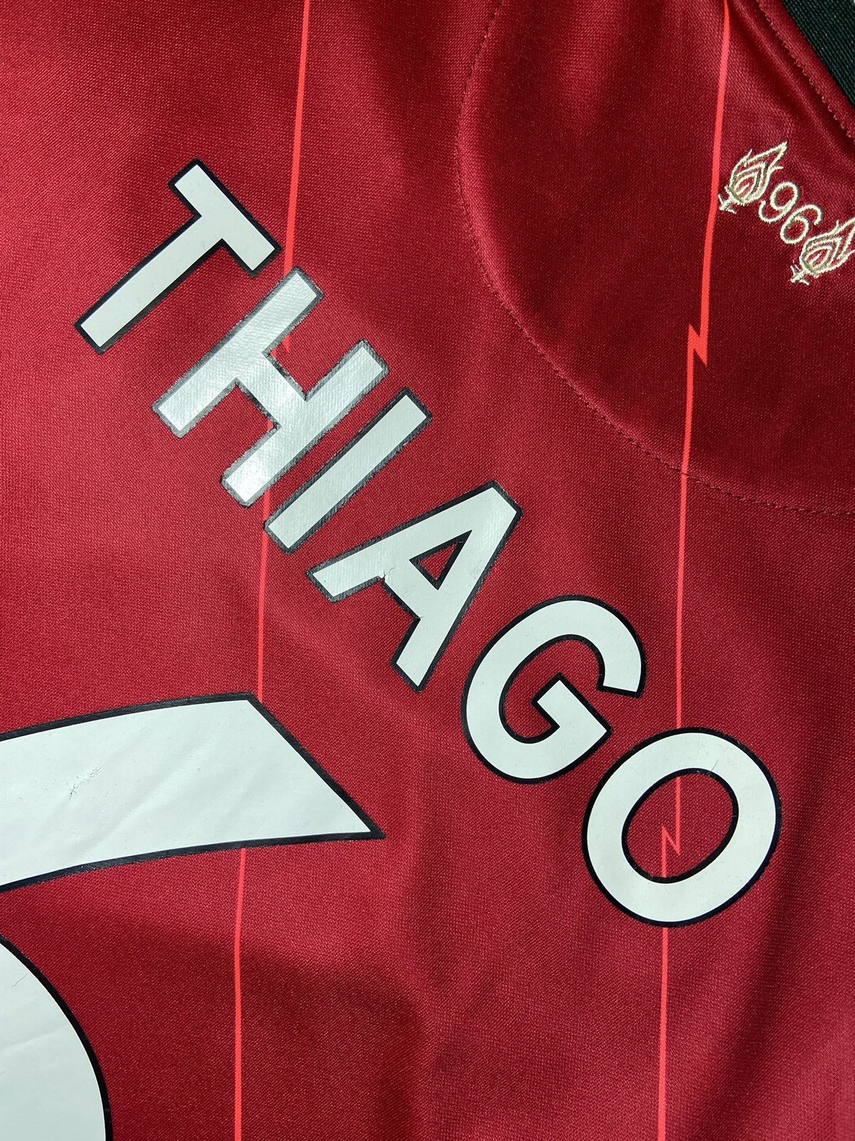 Nike 💥Liverpool Thiago #6 football jersey t-shirt‼️ Size US M / EU 48-50 / 2 - 5 Thumbnail