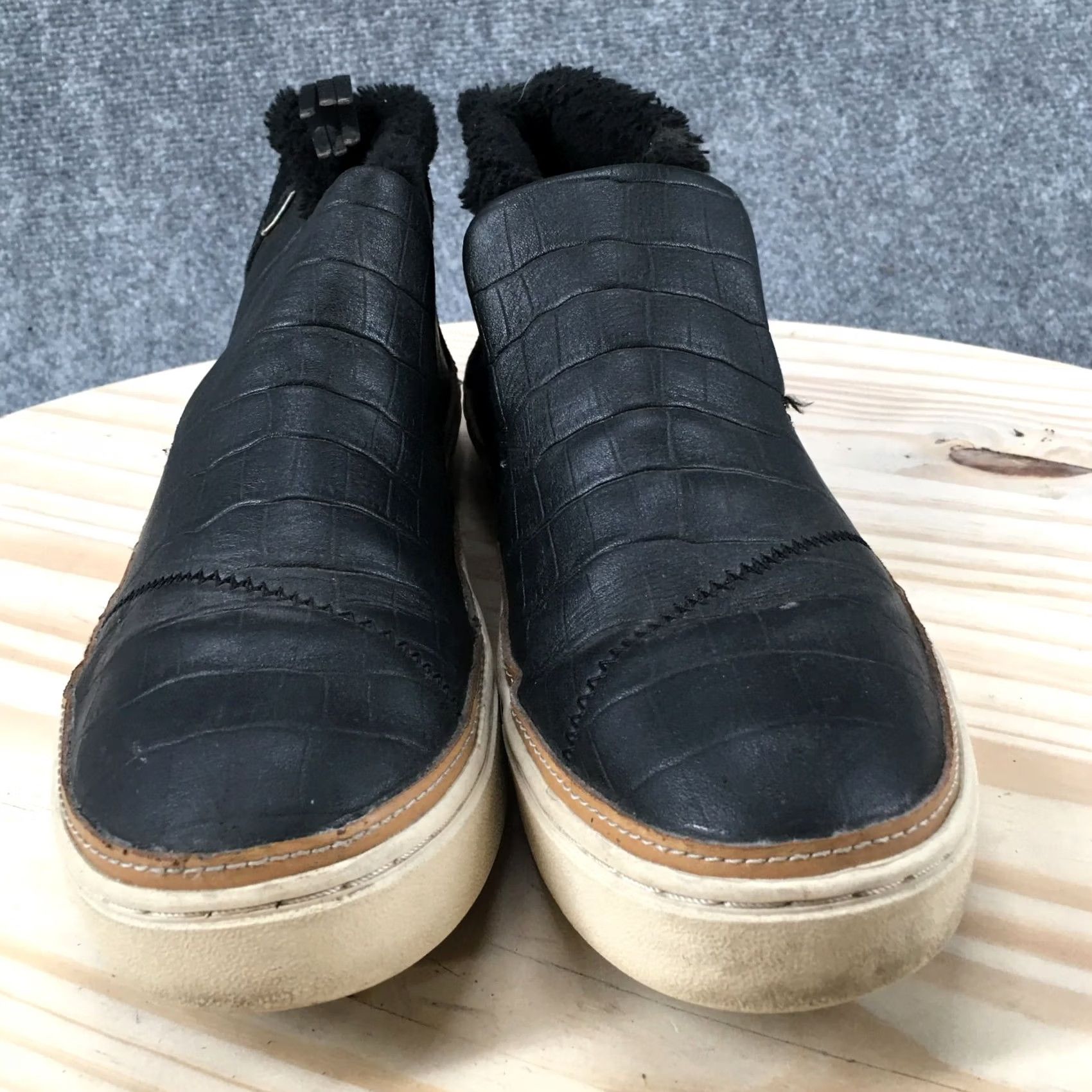 Toms TOMS Paxton High Top Sneakers Black Leather Womens 9 Casual Croc Flat Fur Trim Shoes Size M / US 6-8 / IT 42-44 - 6 Thumbnail