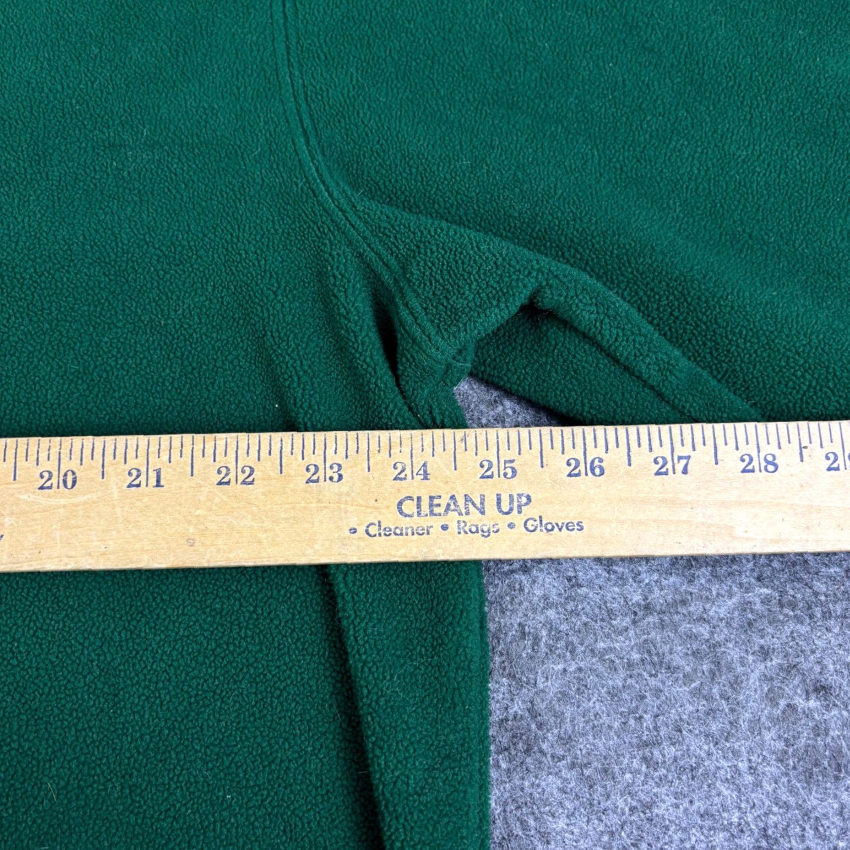 Disney VINTAGE Disney Store Grumpy Fleece Sweatshirt Green Large Men Crew Neck Cable-Knit Graphic Print Logo Embroidered Size US L / EU 52-54 / 3 - 4 Thumbnail