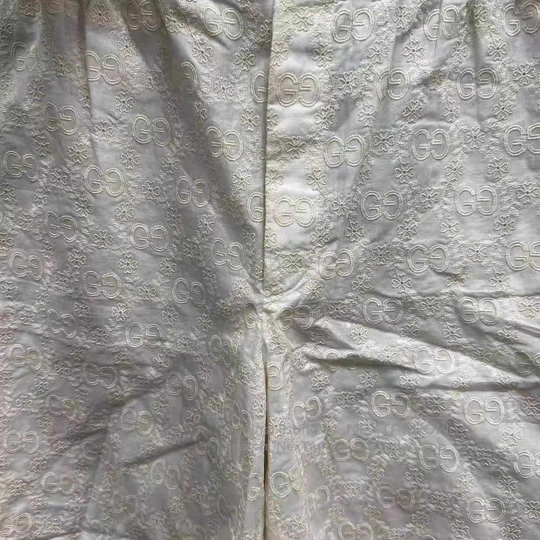 Gucci White Patterned Shorts Size 36. Size US 36 / EU 52 - 3 Thumbnail