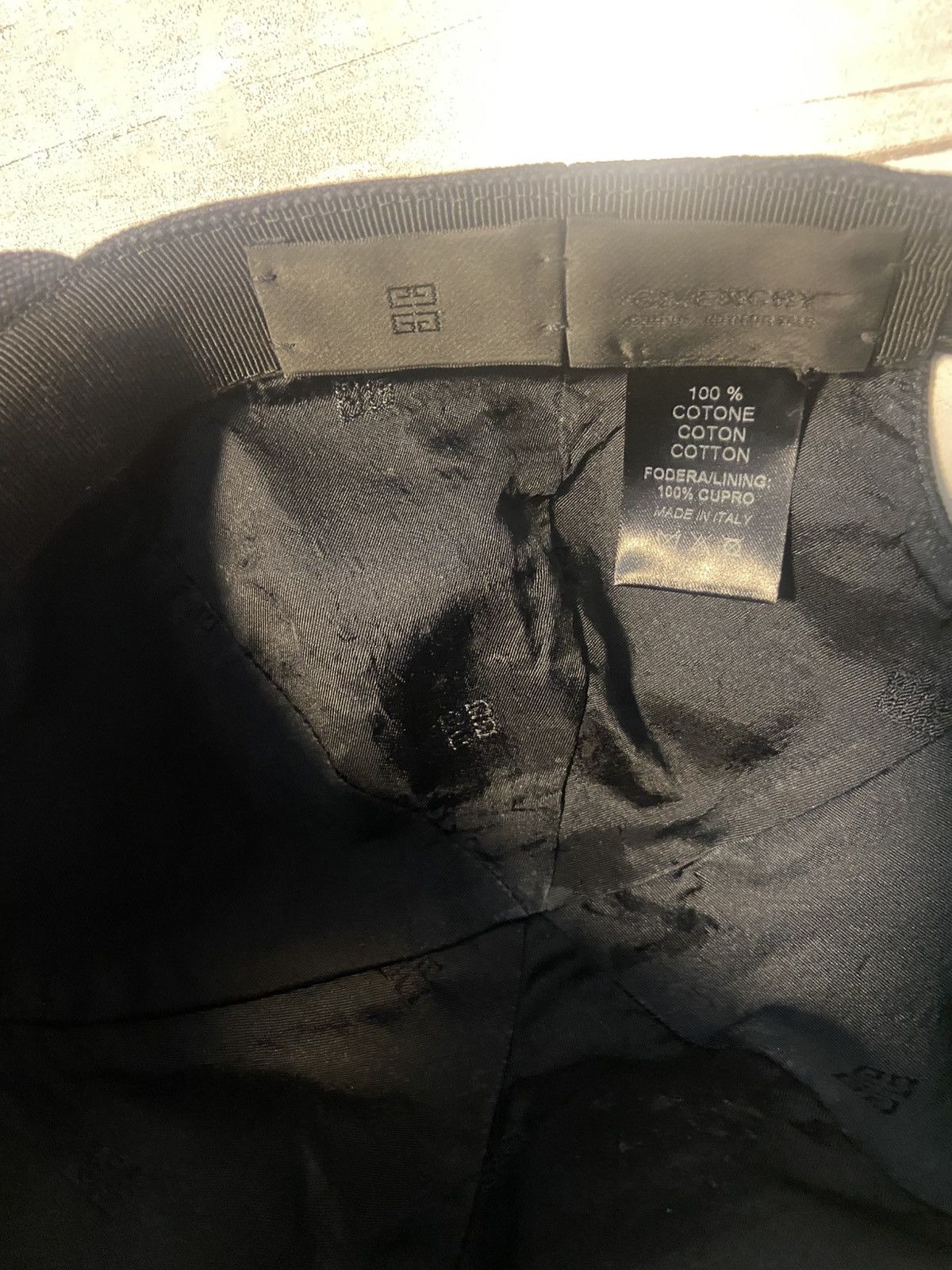 Givenchy Givenchy 4G horn cap Size ONE SIZE - 9 Thumbnail