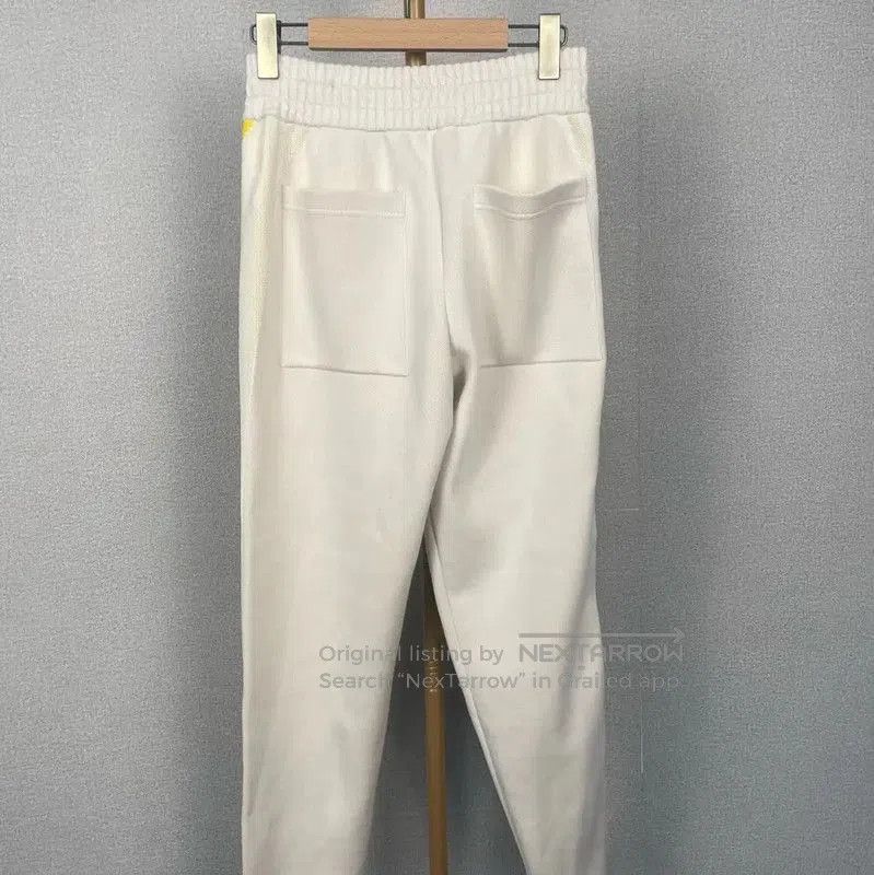 Louis Vuitton Louis Vuitton Beige Cotton Casual Pants . Size 23" - 2 Thumbnail