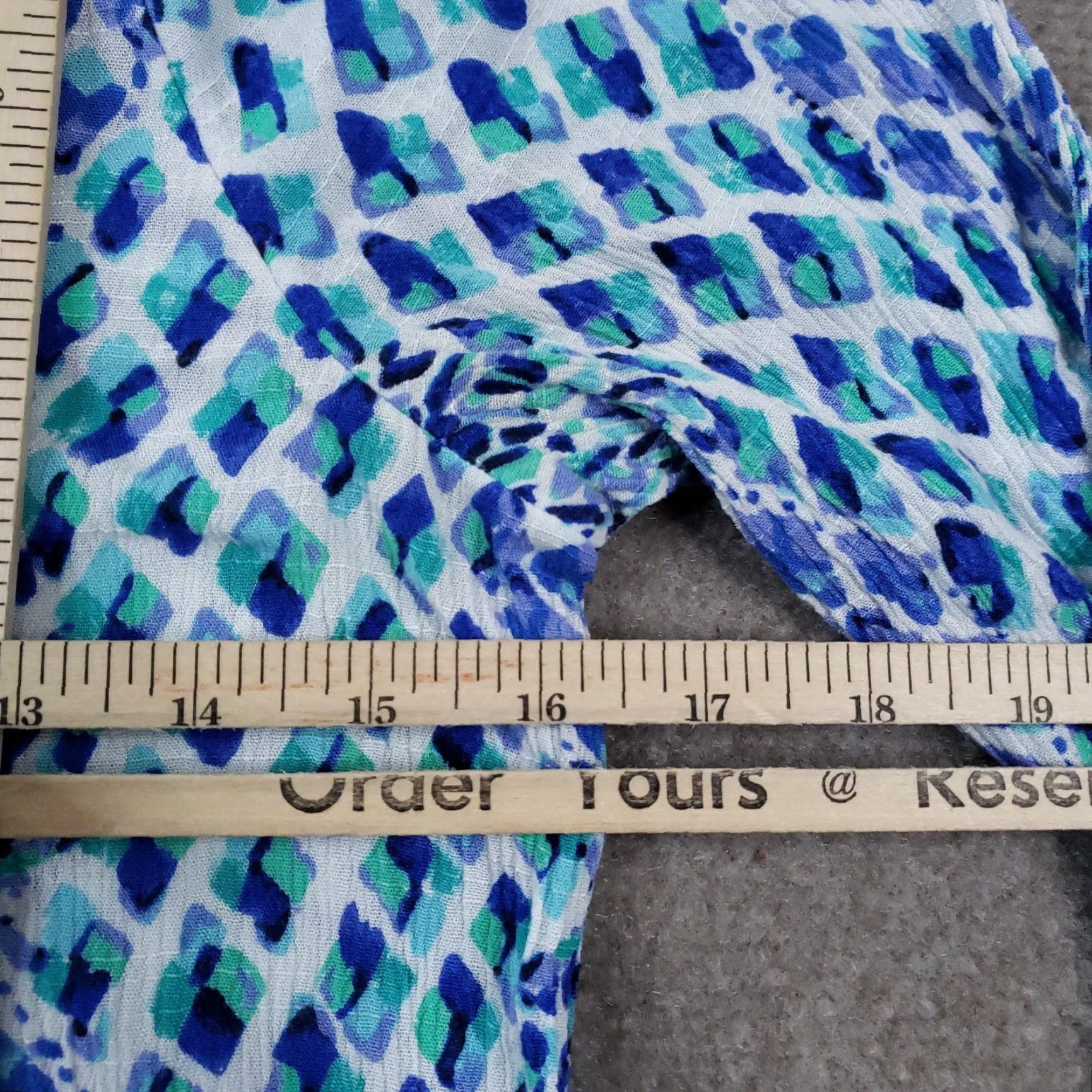 Lilly Pulitzer Lilly Pulitzer Amisa Top Womens XS Blue Green Boho Peplum Bell Sleeve Tunic Blouse Geometric Crochet Tasseled Ruffle V-Neck Long Sleeve Size XS / US 0-2 / IT 36-38 - 4 Thumbnail