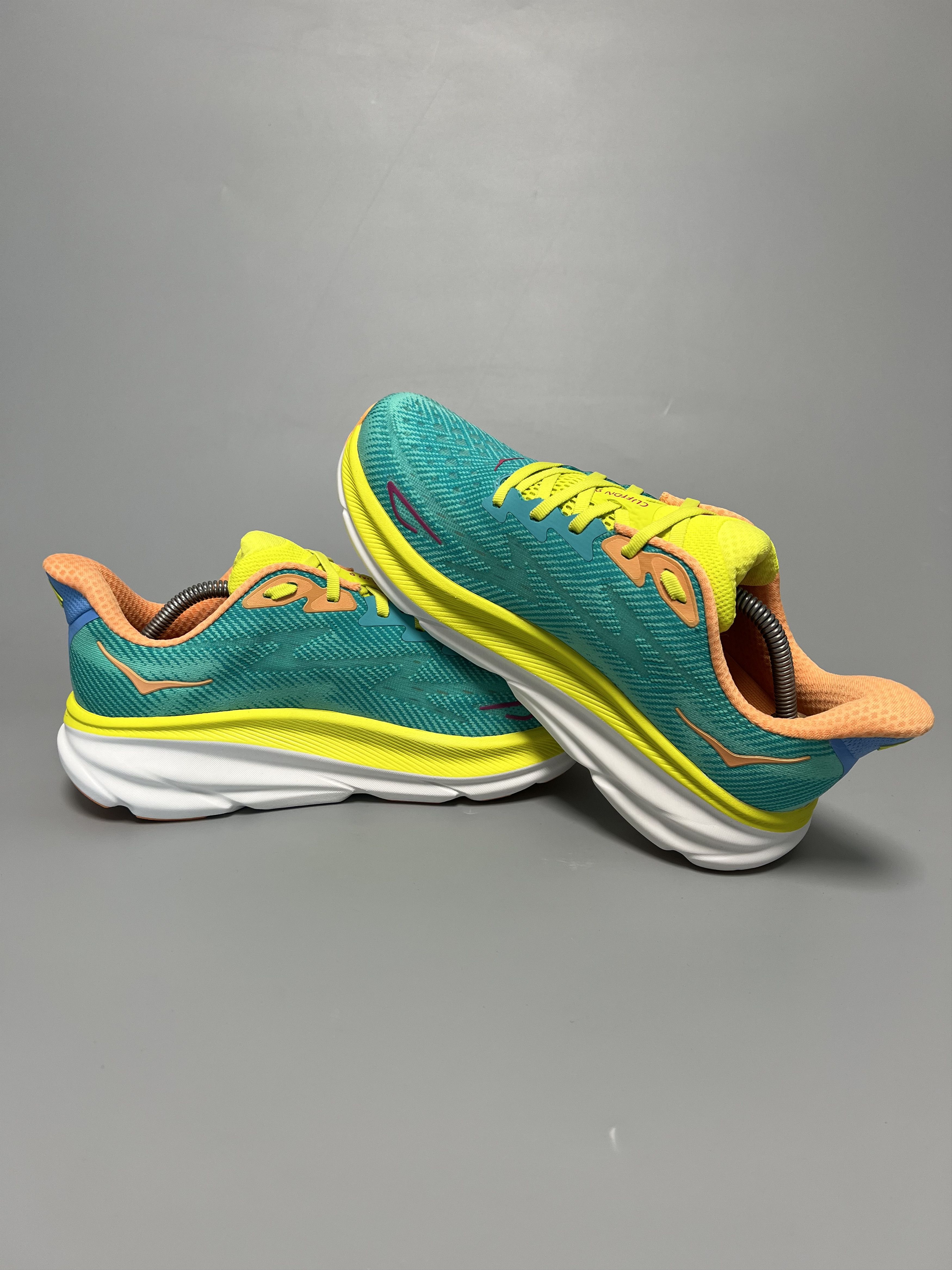 Hoka 9D Hoka One One Clifton 9 Men's Running Shoes Walking Gym Size US 9 / EU 42 - 5 Thumbnail