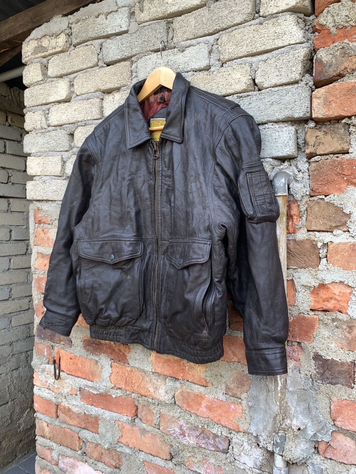 Avirex × Vintage 🔥Rare🔥Vintage 90s Avirex Leather Jacket Size US L / EU 52-54 / 3 - 2 Thumbnail