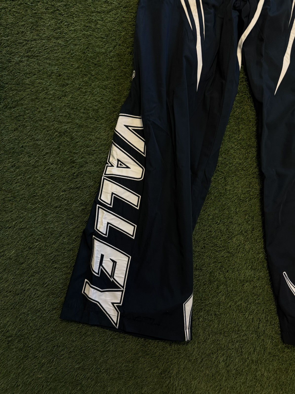 Vale Valley Track Suit Blue Pants Size (M) Brand New Size US 32 / EU 48 - 4 Thumbnail