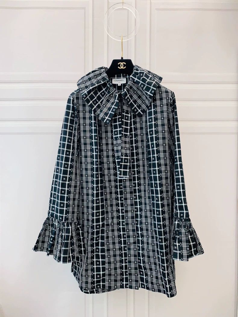 Chanel Chanel Lotus collar shirt dress Size XS / US 0-2 / IT 36-38 - 1 Thumbnail