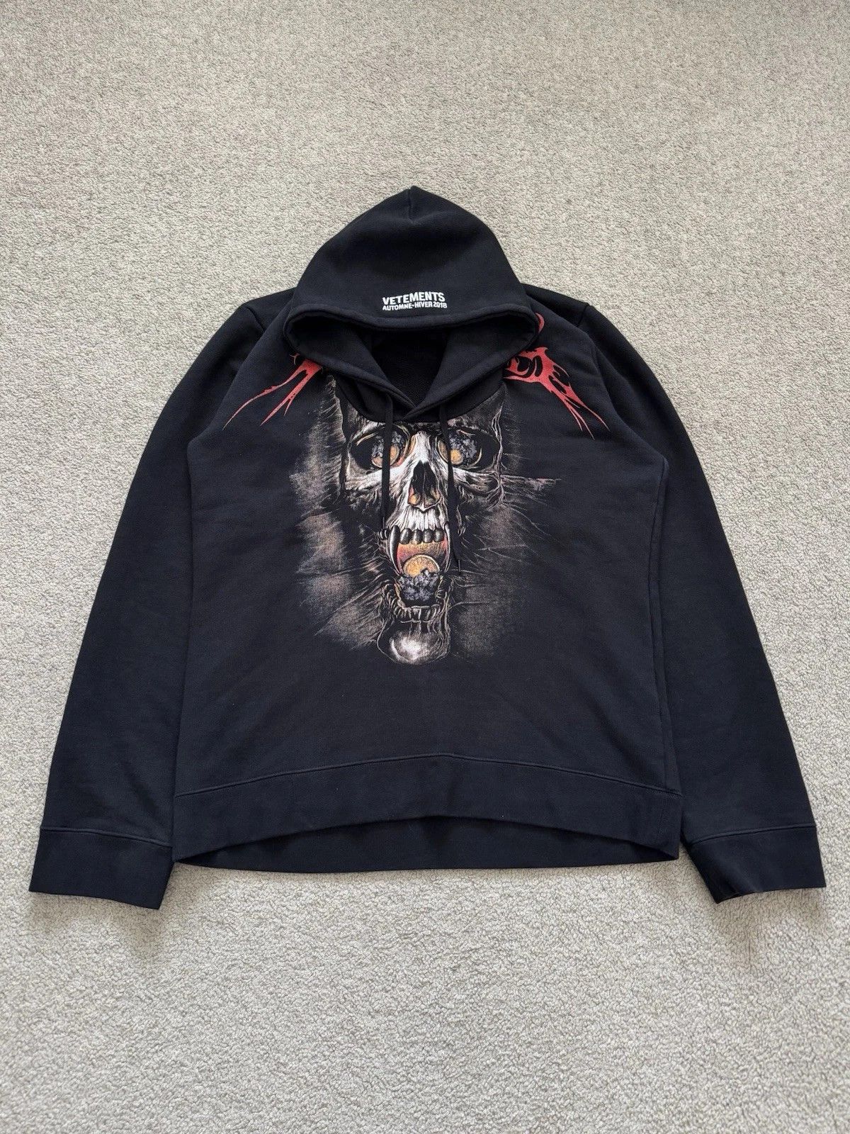 【VETEMENTS】ブラック Skull l フーディ Vetements Vetements FW18 Triple Split Patchwork Hoodie | Grailed