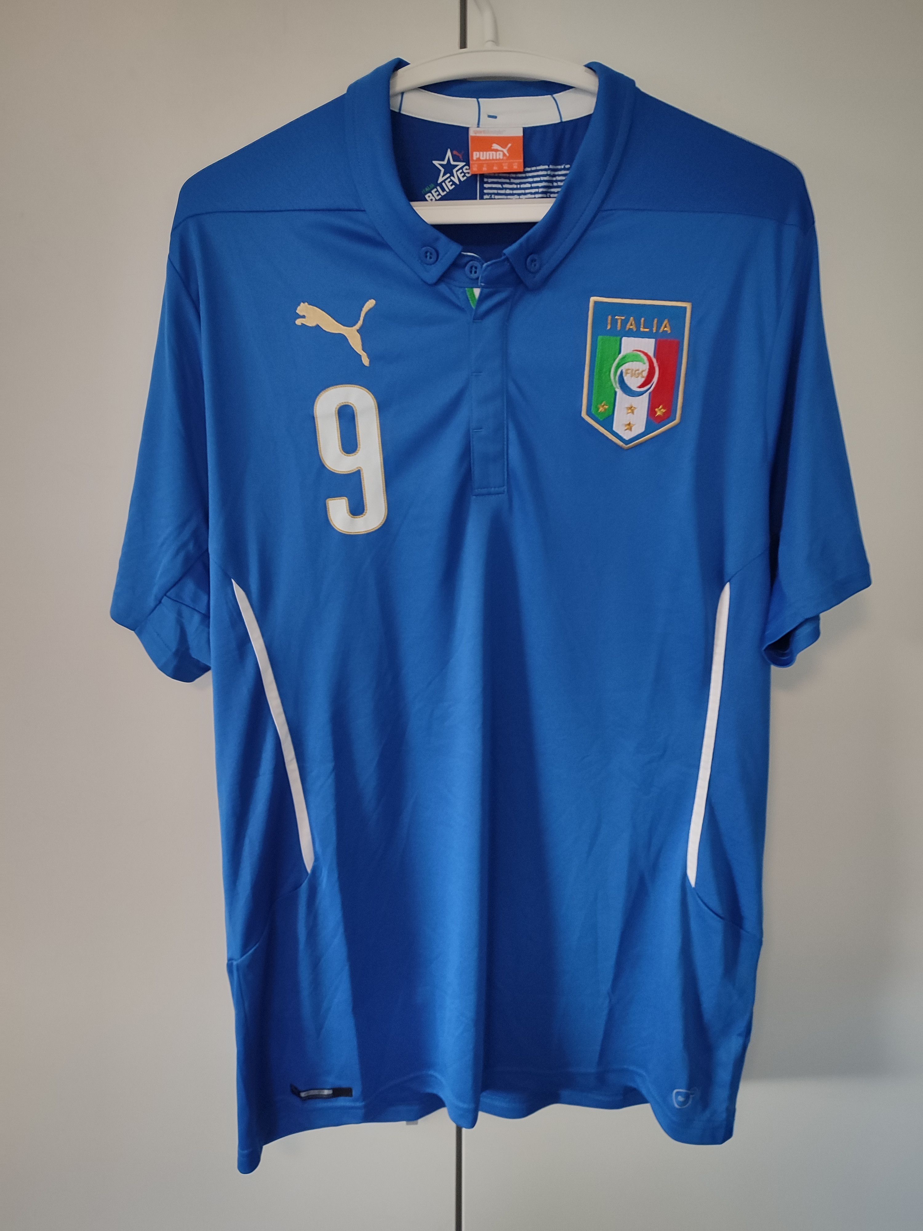 Puma ITALY 2014-15 HOME FOOTBALL Kit SHIRT #9 BALOTELLI Size US XL / EU 56 / 4 - 2 Thumbnail