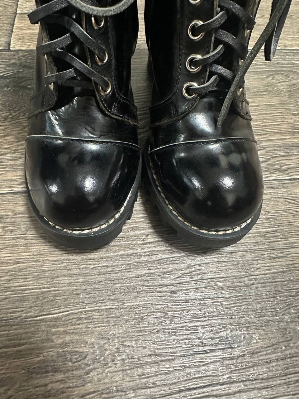 Louis Vuitton LOUIS VUITTON Boots Black leather Women heels size 37 Size US 7 / IT 37 - 4 Thumbnail