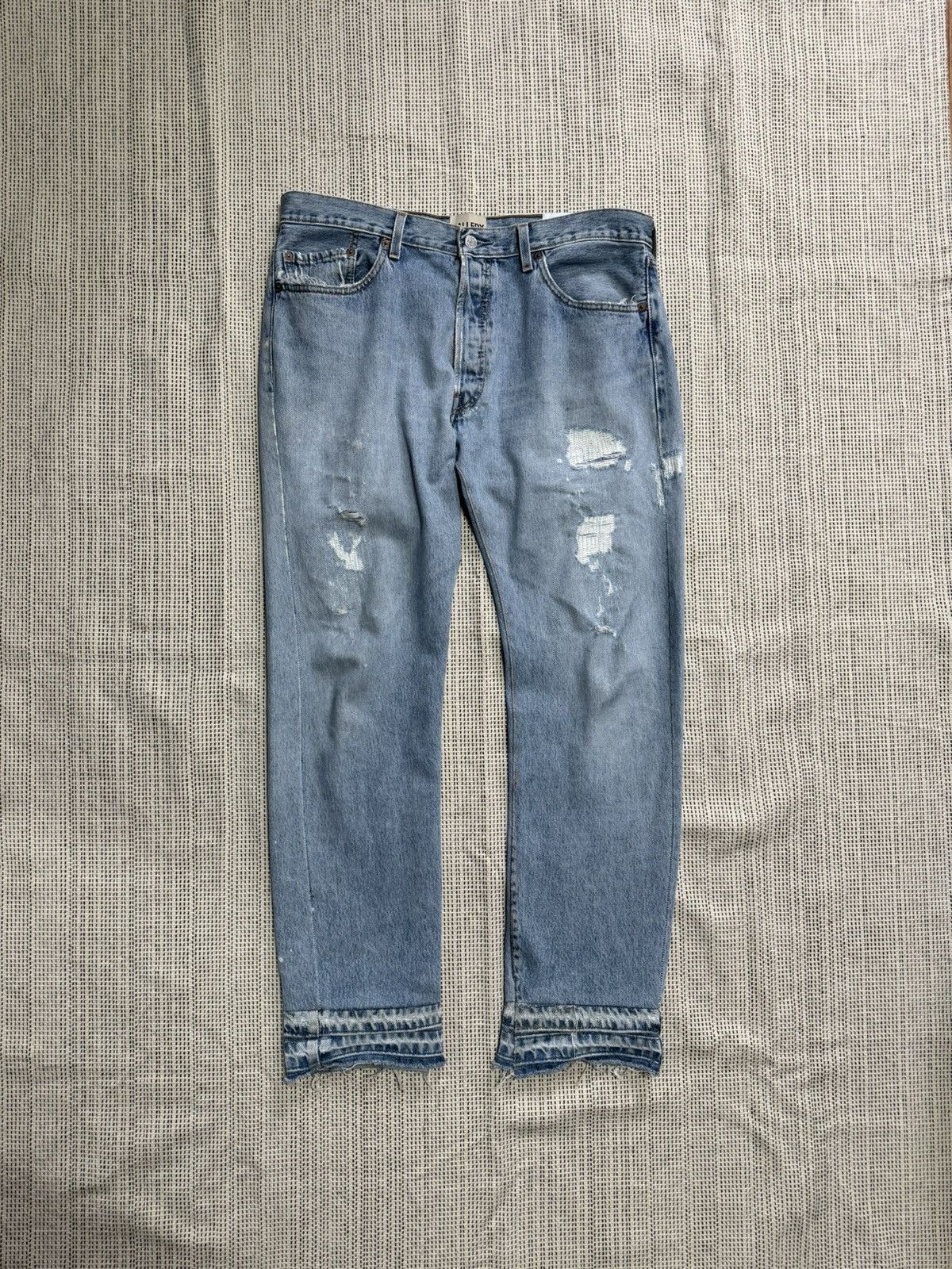 image of Gallery Dept 5001 Distressed Denim Jeans in Blue, Men's (Size 34)