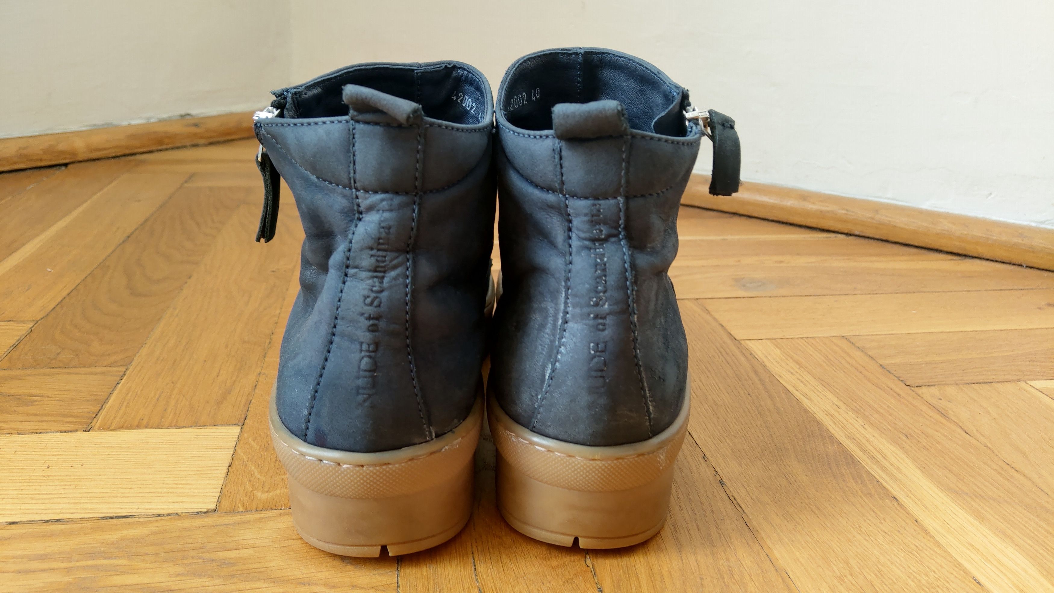 Japanese Brand 100% Leather Zip Platform Sneakers Shoes Alt Goth Noir opium Size US 7 / EU 40 - 15 Thumbnail