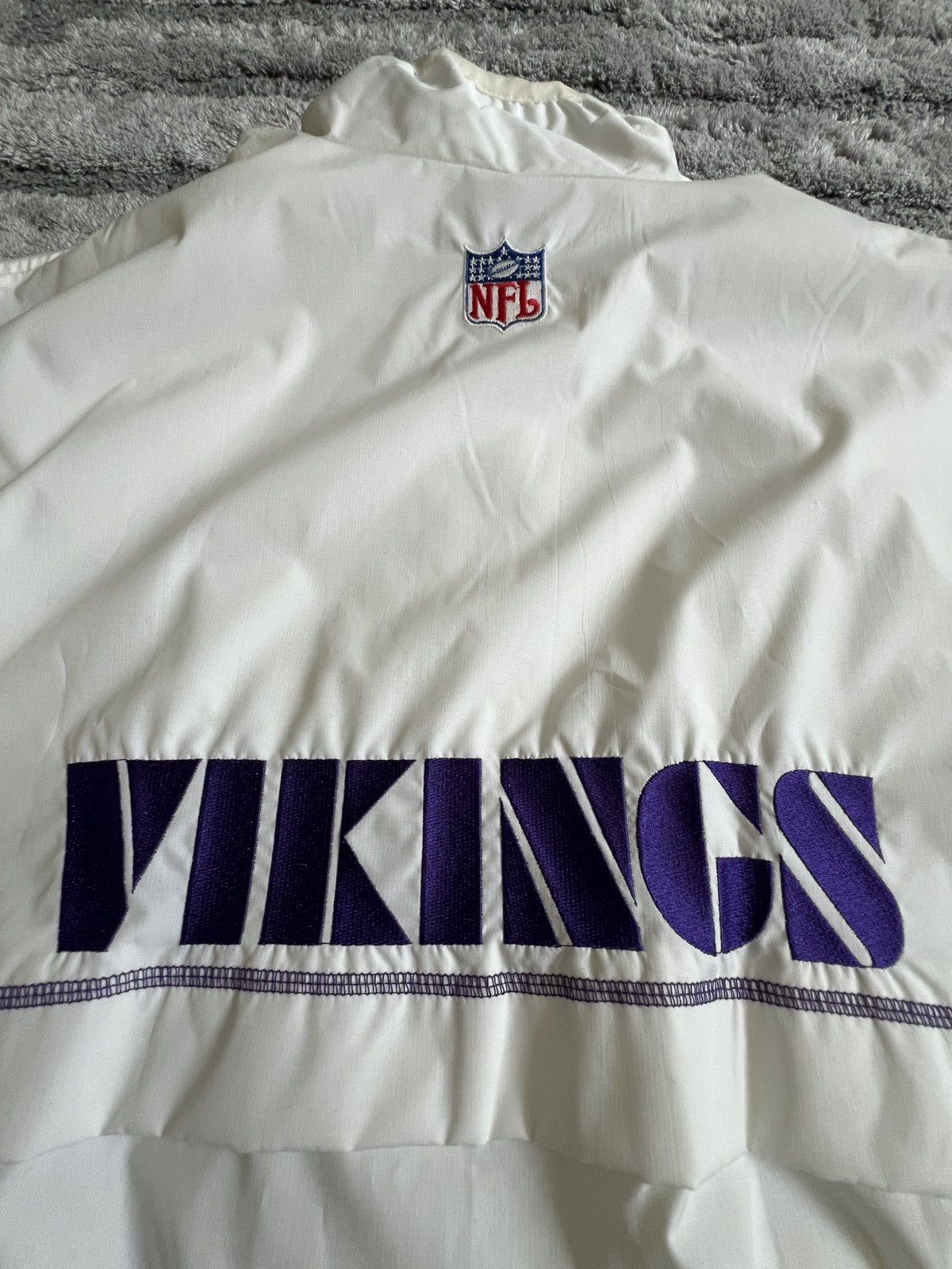 Reebok Vintage nfl vikings windbreaker jacket Size US M / EU 48-50 / 2 - 9 Thumbnail