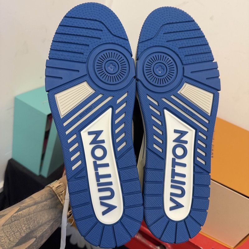 Louis Vuitton Louis Vuitton Stylish Low-Top Trainer Sneakers -2508 Size US 8.5 / EU 41-42 - 4 Thumbnail