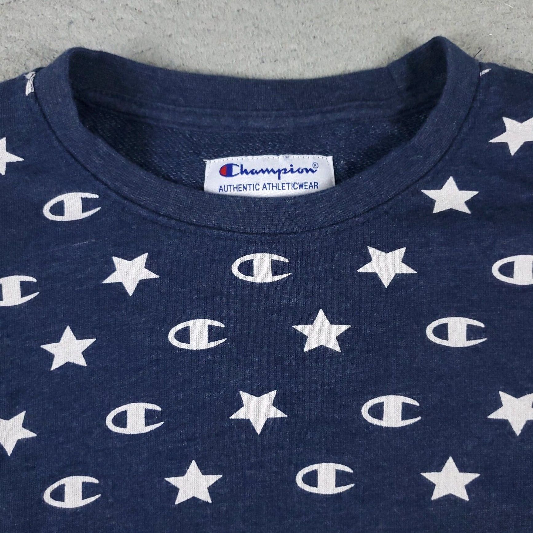 Champion Champion Ladies Pullover Sweater Womens Large Blue Size L / US 10 / IT 46 - 2 Thumbnail